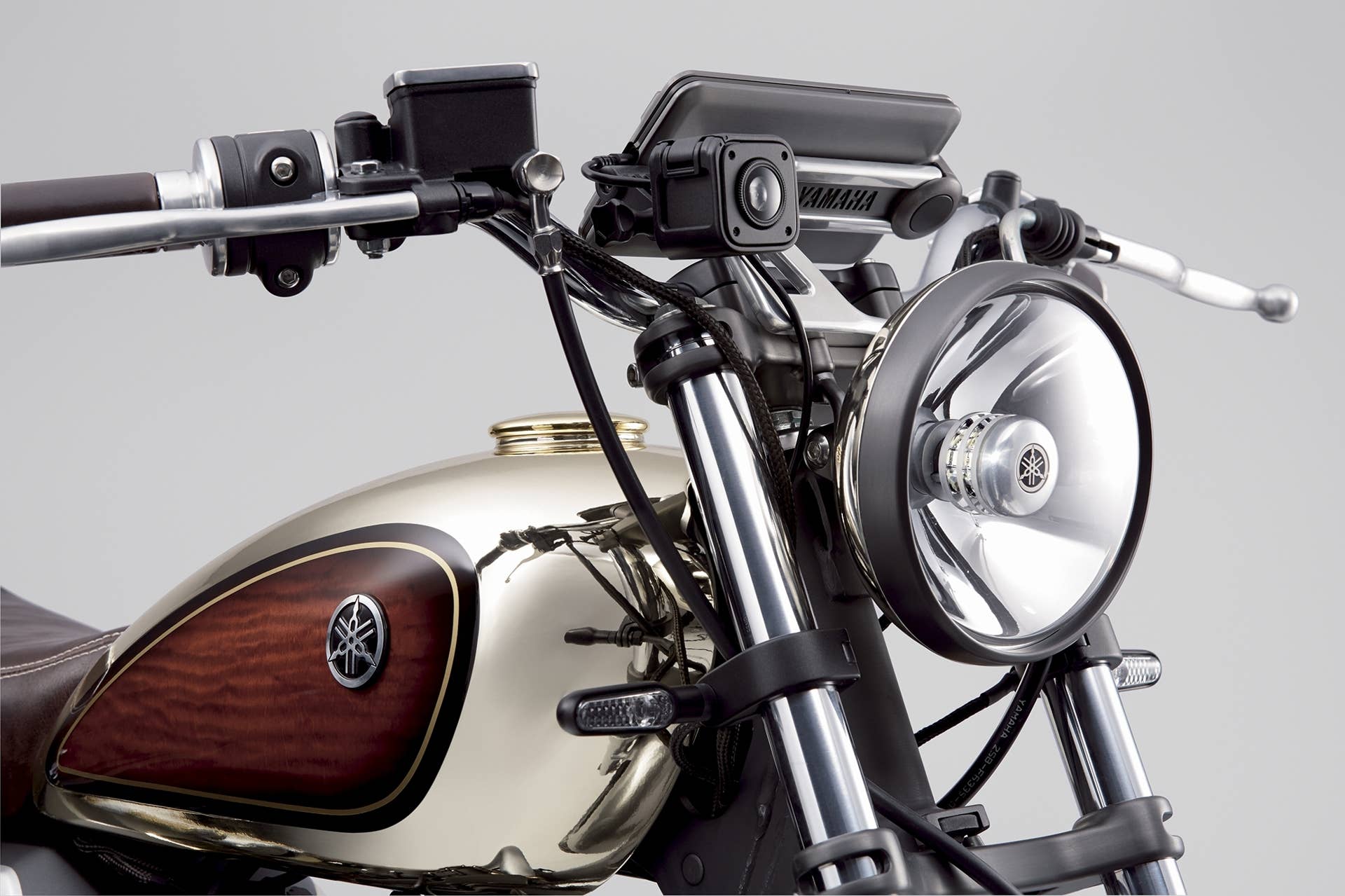 Yamaha Resonator125 headlight