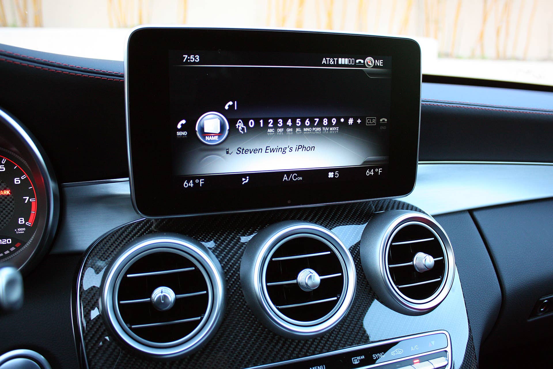 2015 Mercedes-AMG C63 S infotainment system