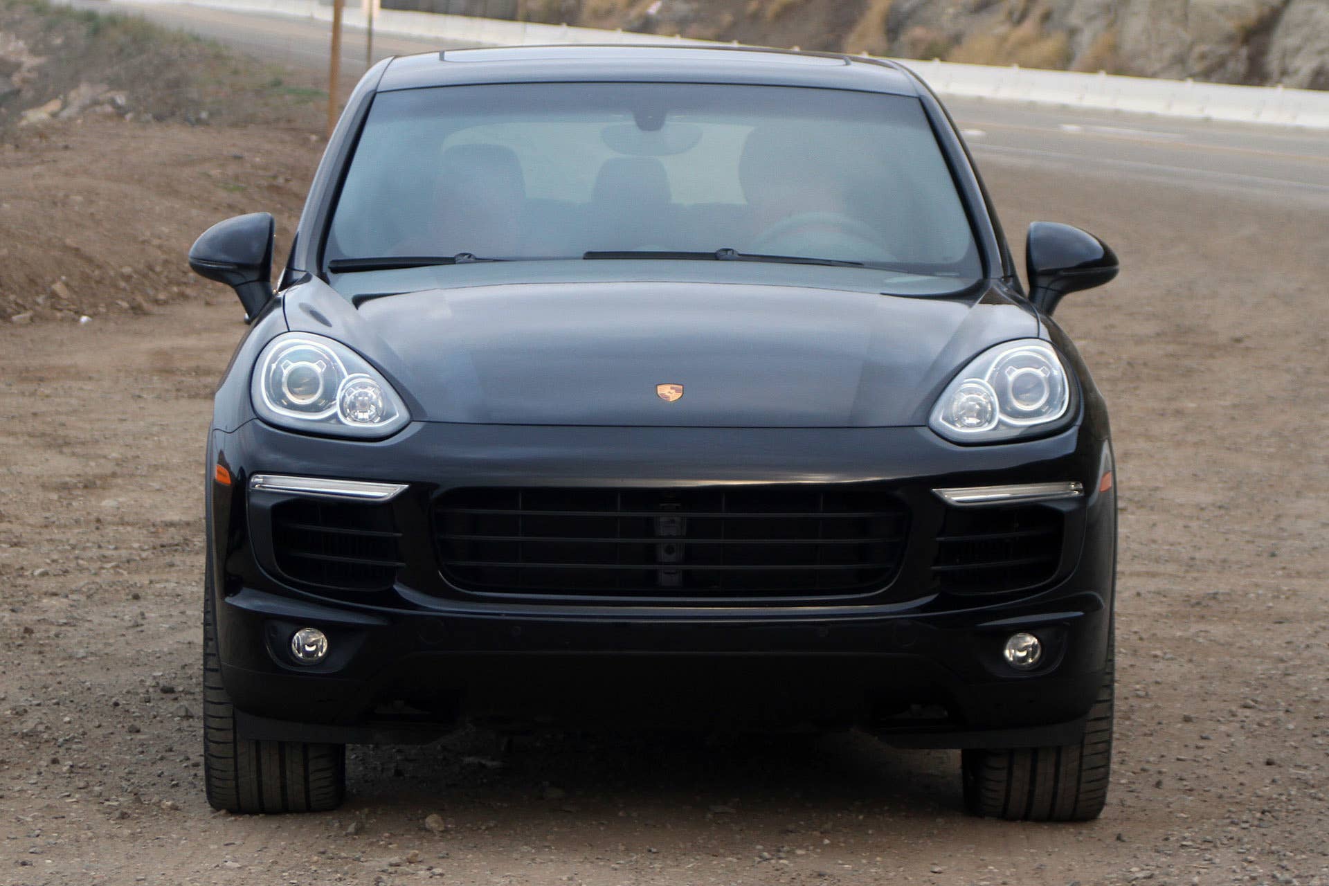 2015 Porsche Cayenne S front view