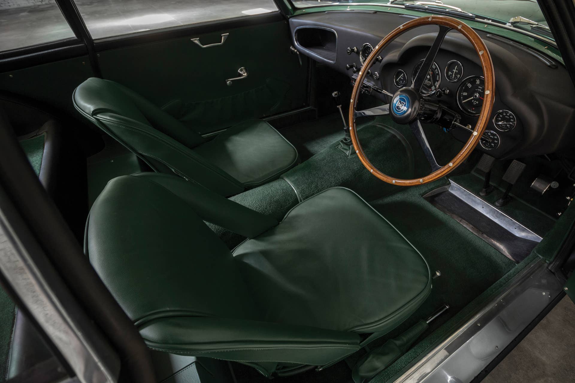 Aston Martin DB4 GT Zagato interior cabin