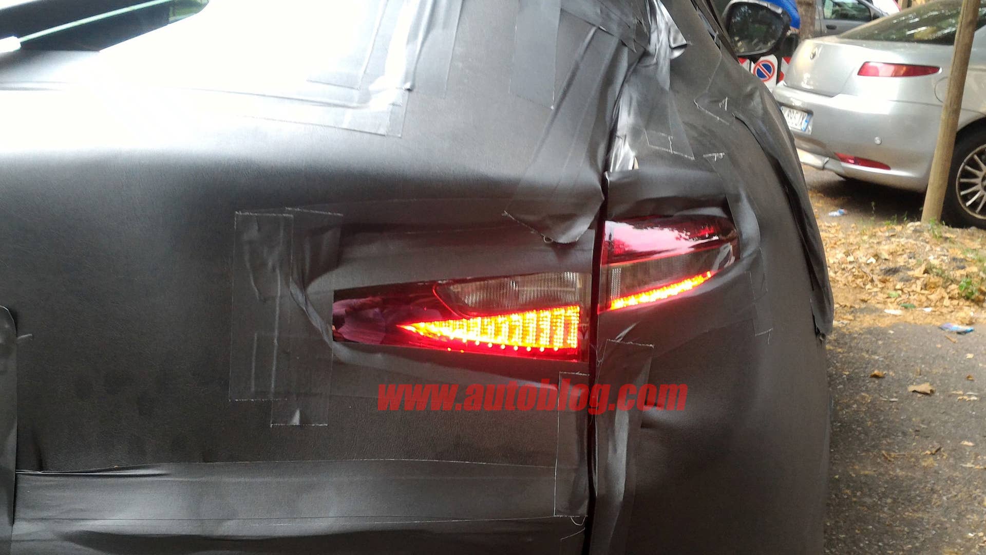alfa romeo stelvio suv spy photo taillight