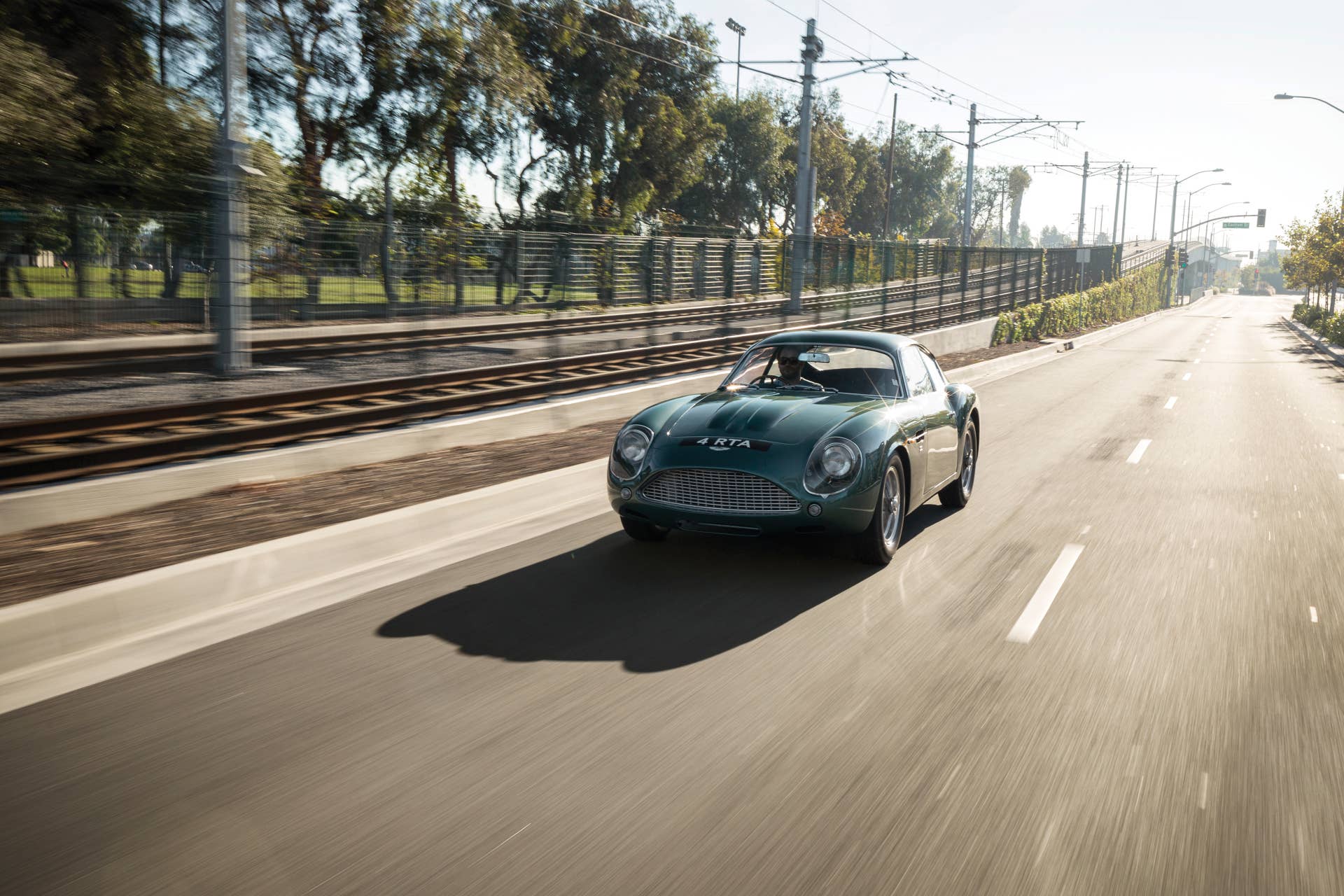 The MAD Industries Explorer Sport embraces todayâs luxury urban lifestyle, featuring a lowered stance with Niche Forged Alpine 24â Wheels influenced by todayâs fashion trends.
