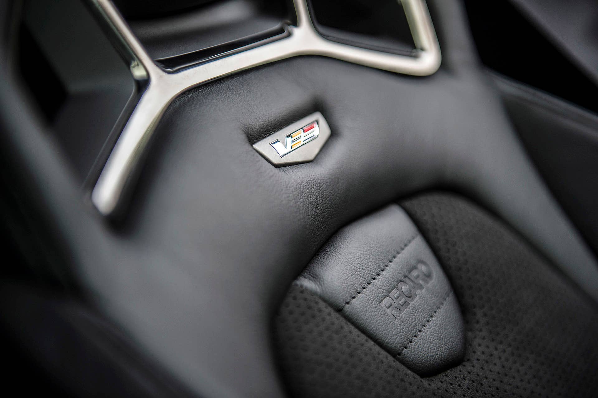 2016 Cadillac CTS-V seat detail