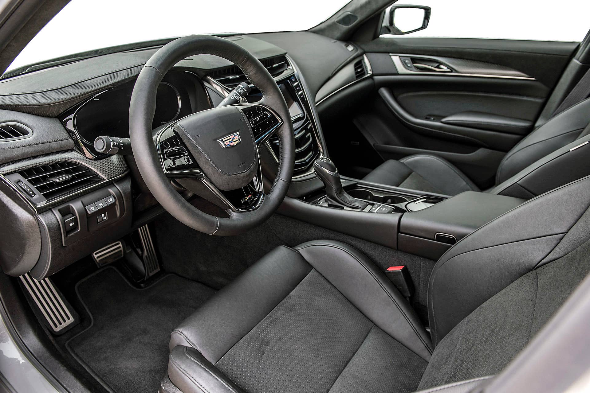 2016 Cadillac CTS-V interior