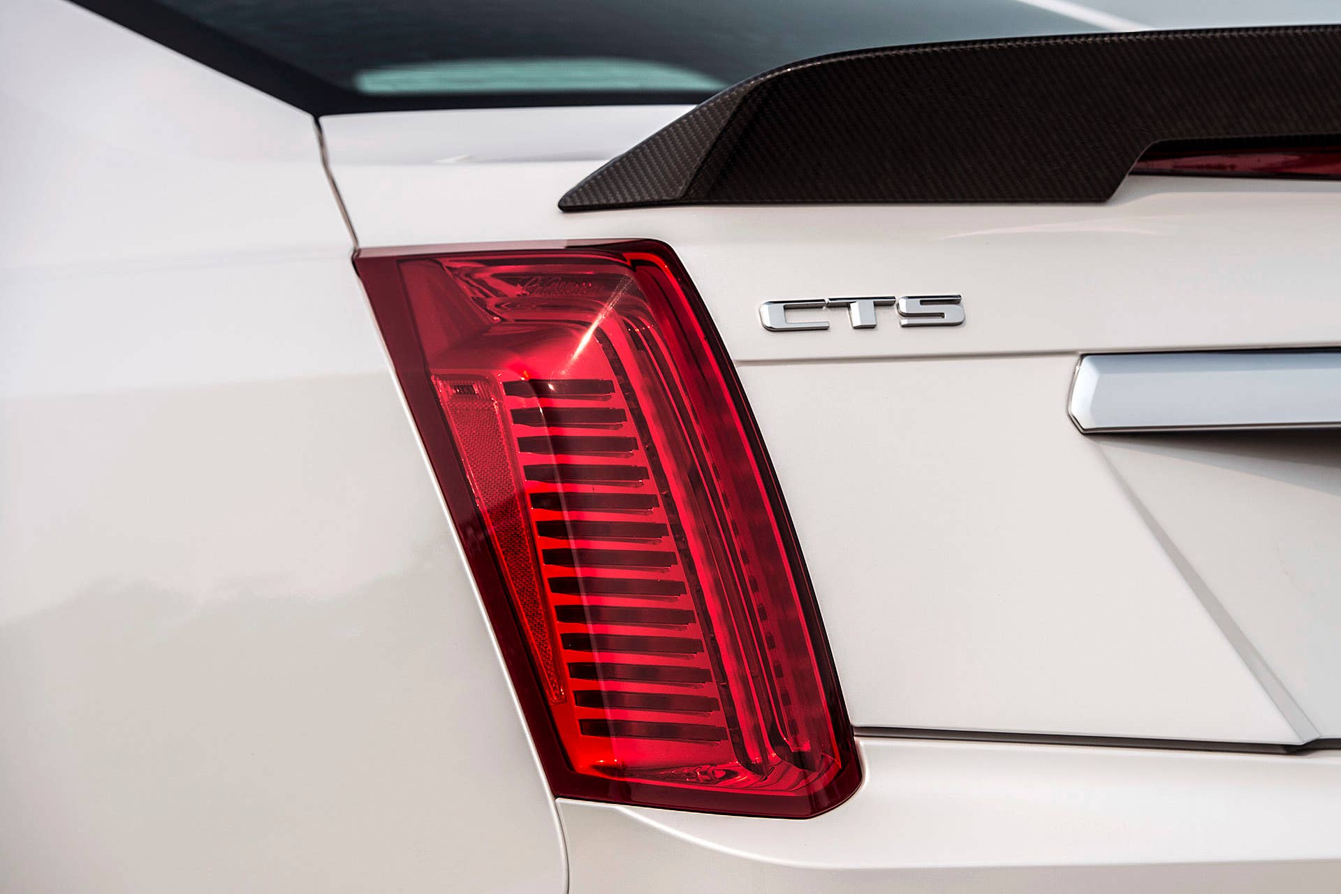 2016 Cadillac CTS-V taillight