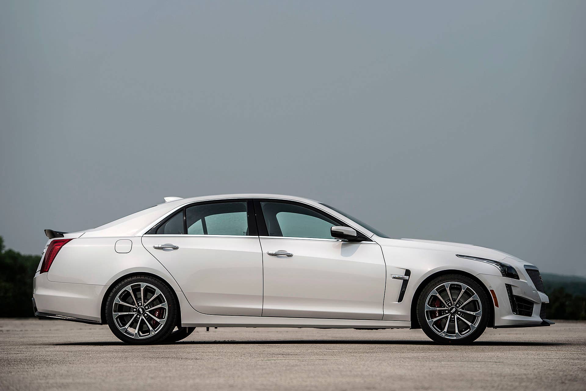 2016 Cadillac CTS-V side view