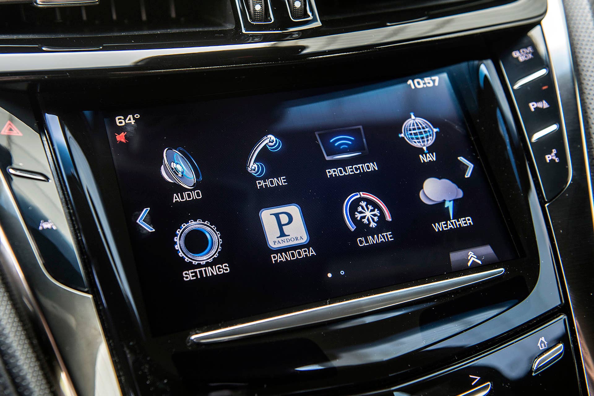 2016 Cadillac CTS-V infotainment system