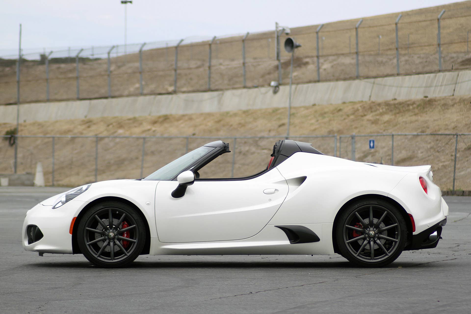 2015 Alfa Romeo 4C Spider side view