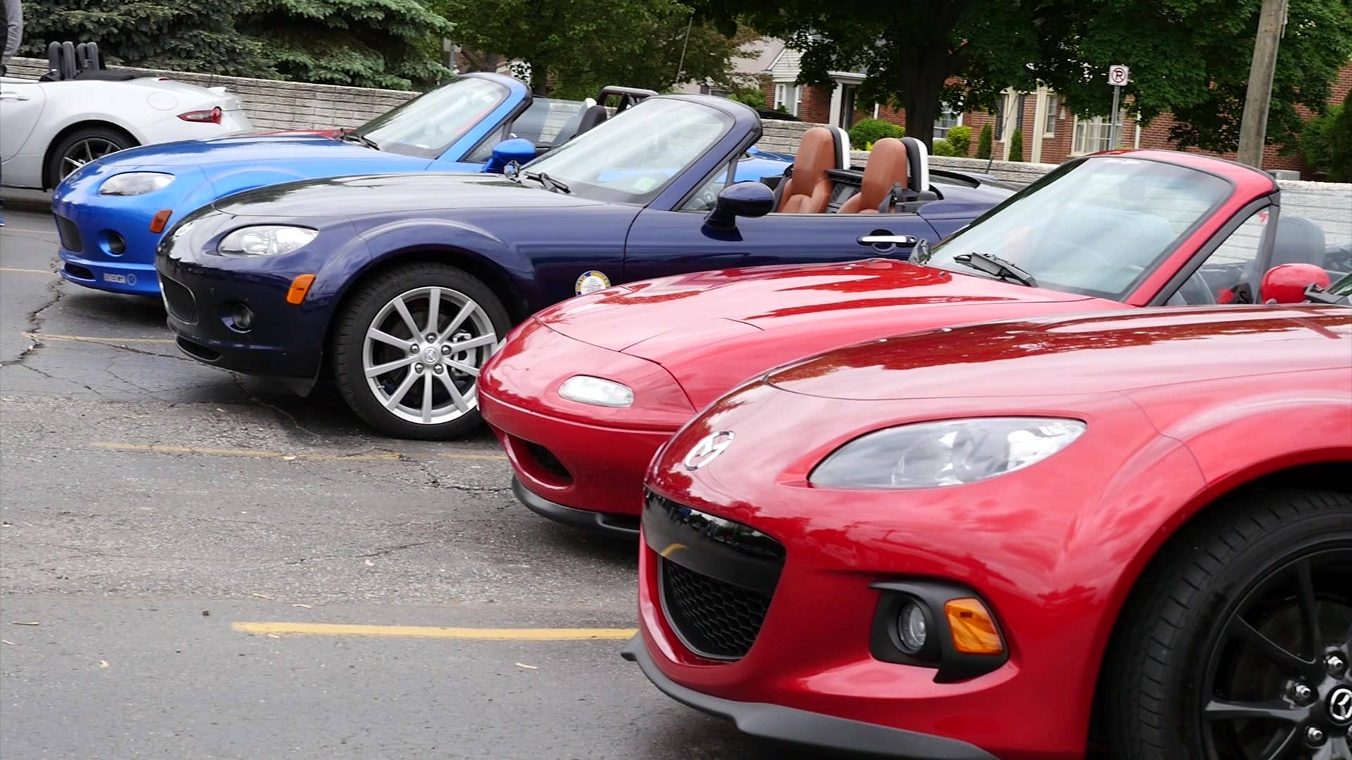 Mazda Miata Autoblog Meetup Extras | Cars & Coneys