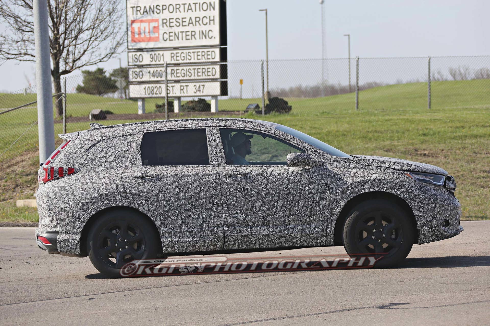 Honda CR-V camo