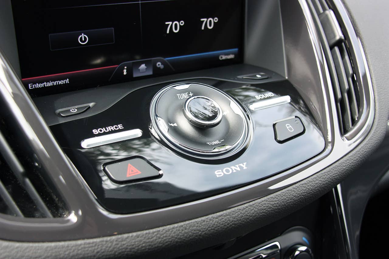 2013 Ford Escape audio system controls