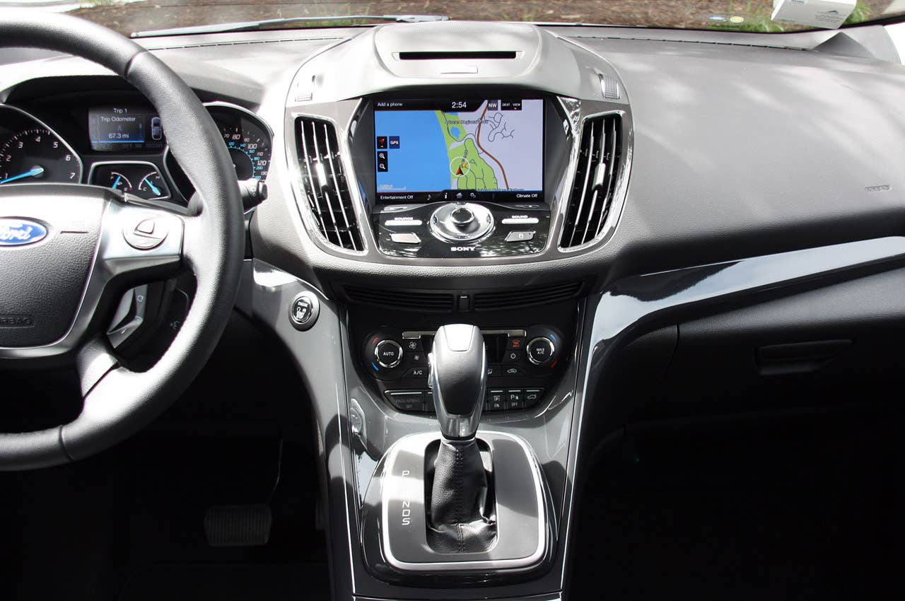 2013 Ford Escape instrument panel