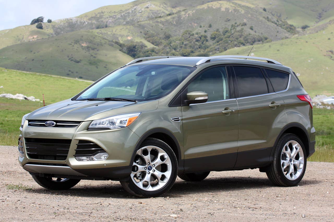 2013 Ford Escape front 3/4 view