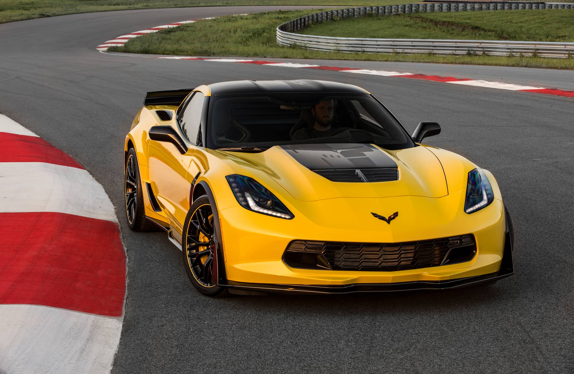 2016 Chevy Corvette Z06 C7.R Edition front