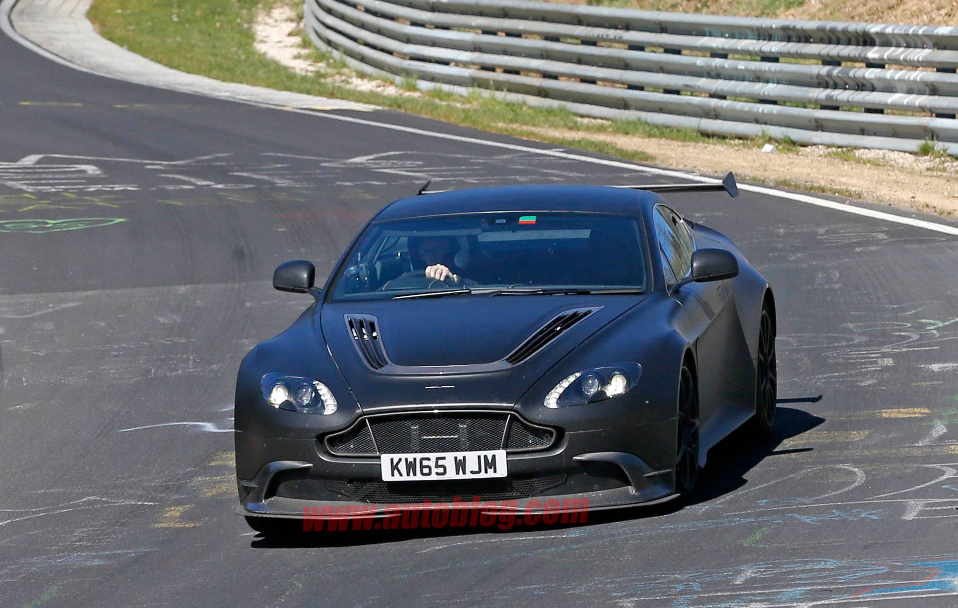 Aston Martin Vantage GT8 prototype front