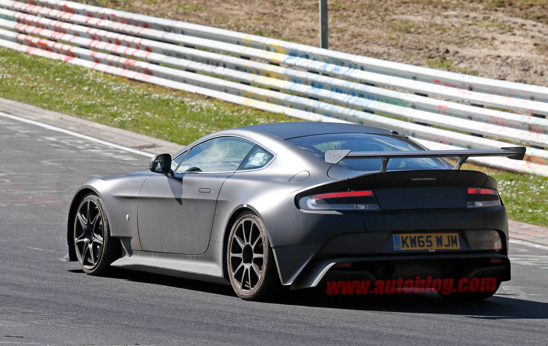 Aston Martin Vantage GT8 prototype spied rear 3/4