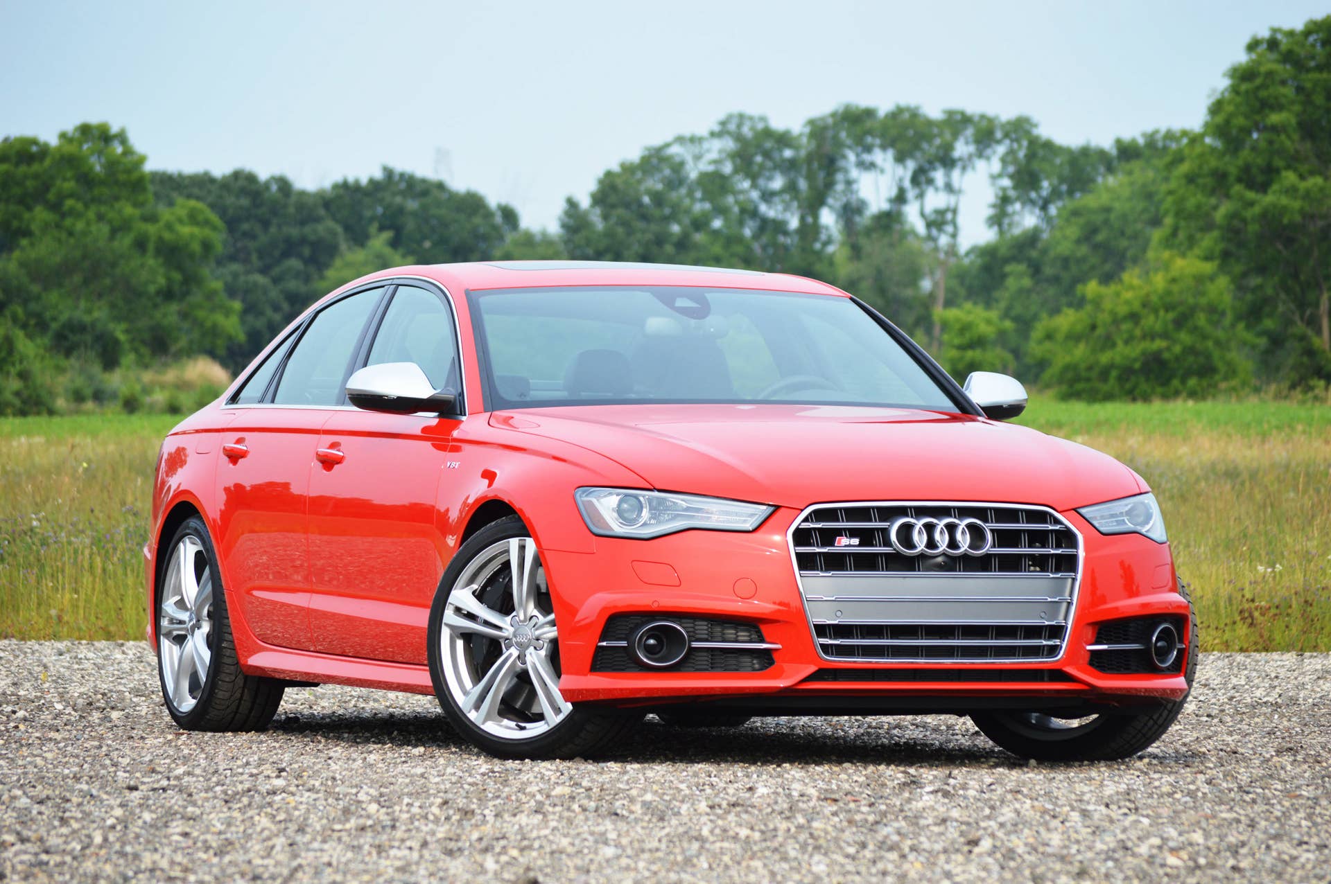 2016 audi s6 red front view