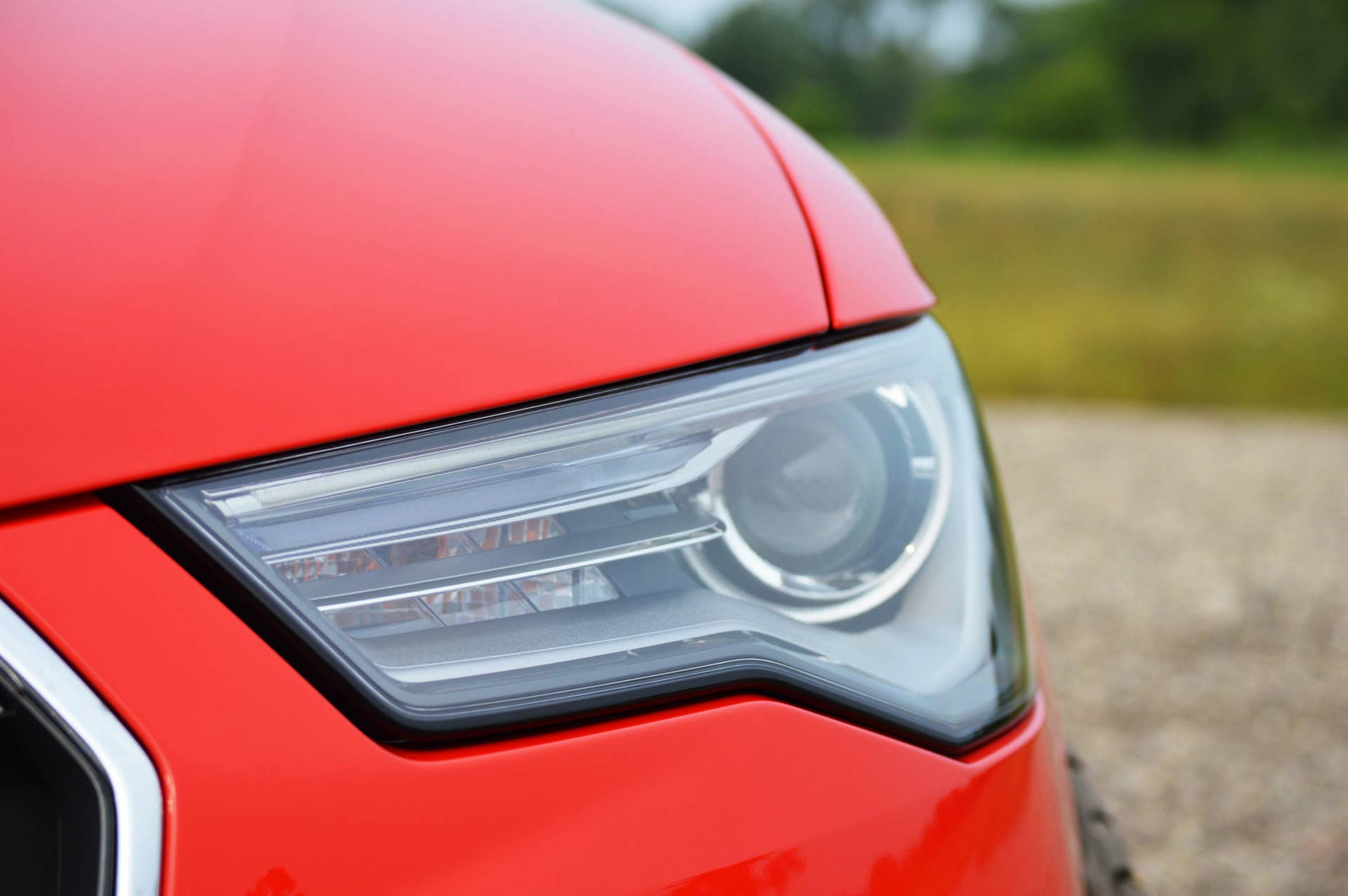 2016 audi s6 red headlight detail