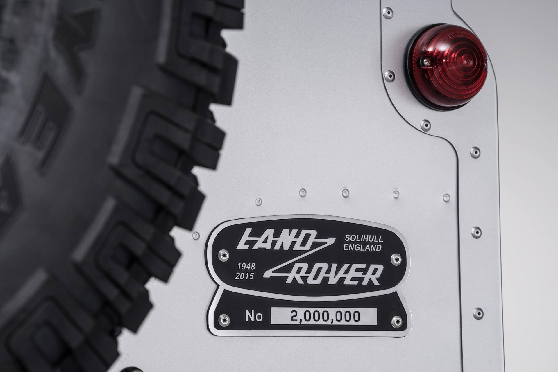 Land Rover Defender 2,000,000 serial plate