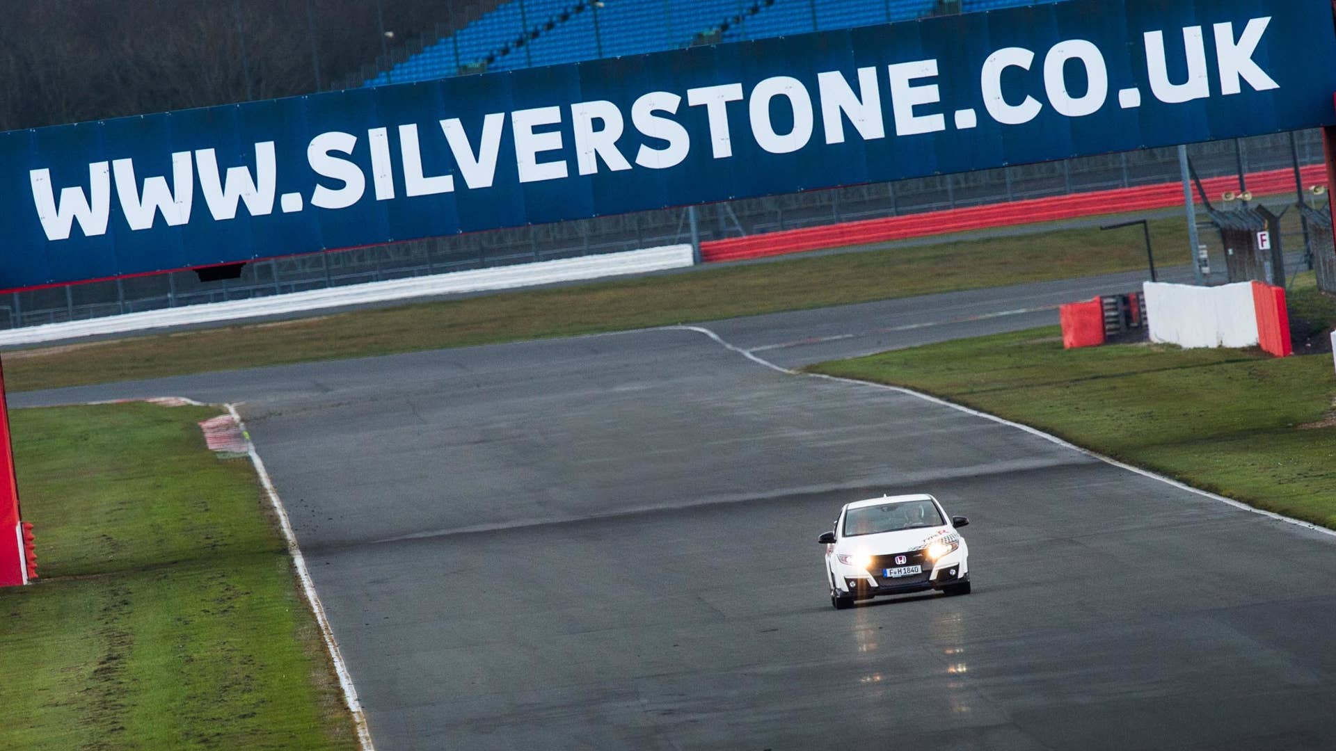 Honda Civic Type R Silverstone
