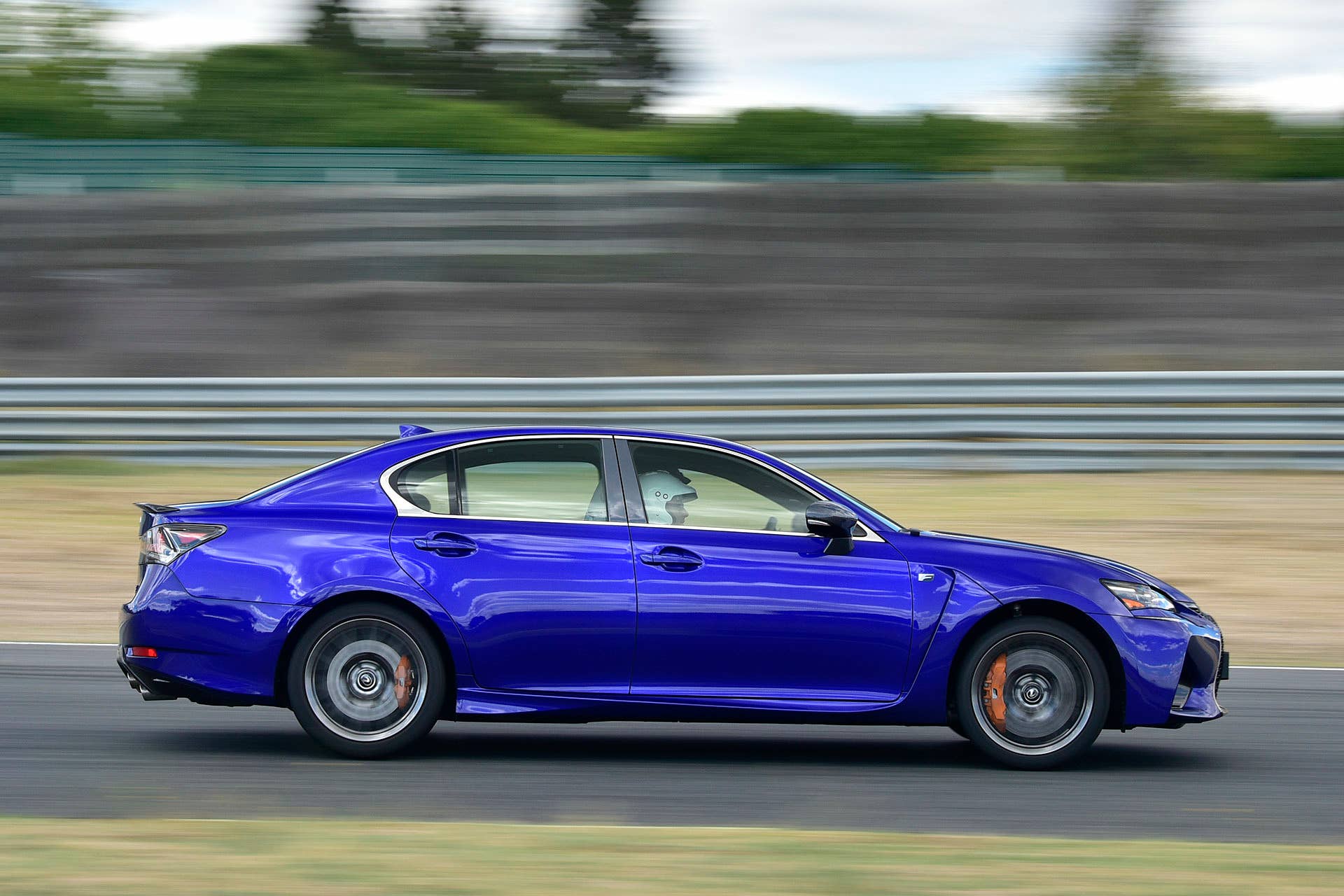 2016 Lexus GS F driving
