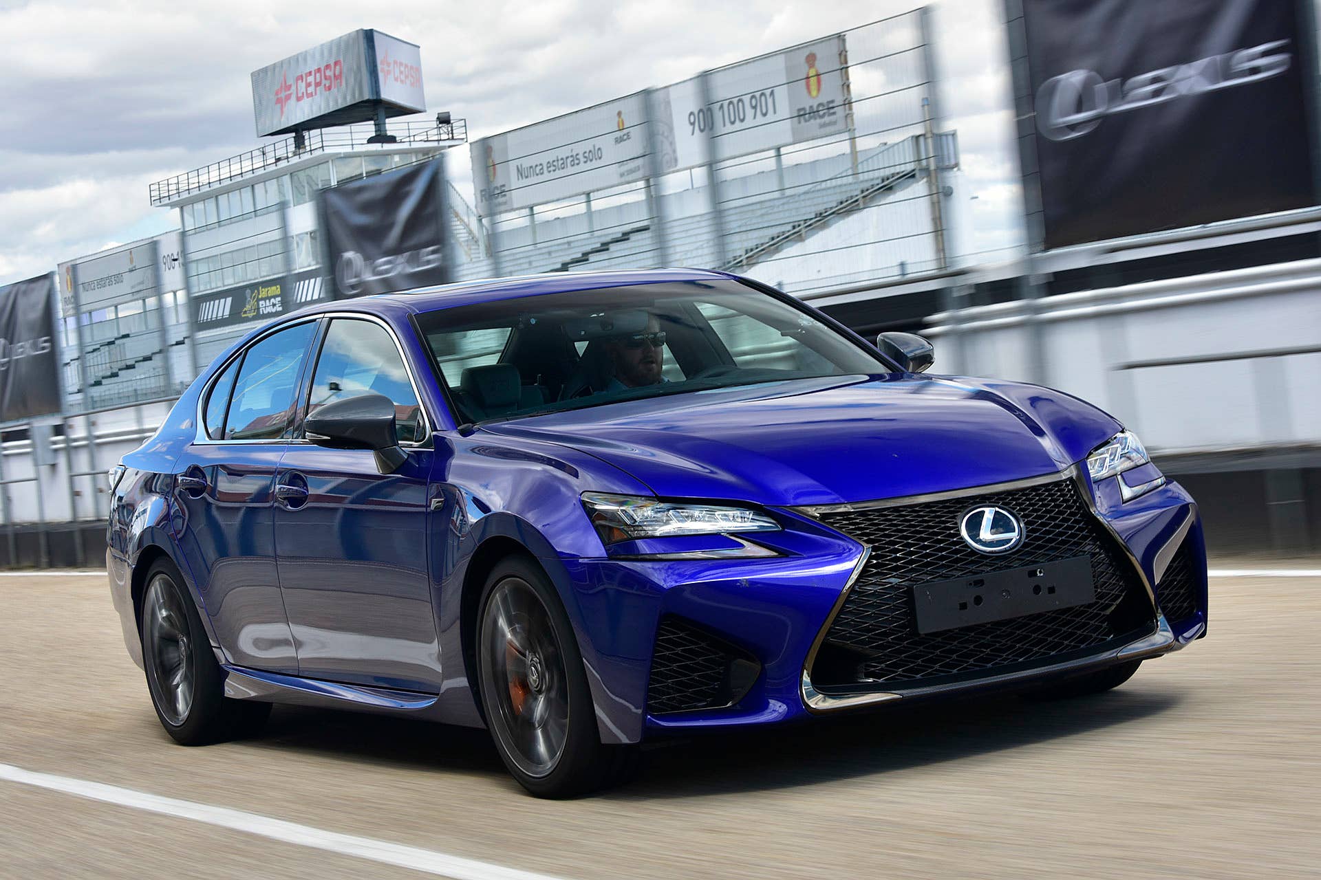 2016 Lexus GS F driving