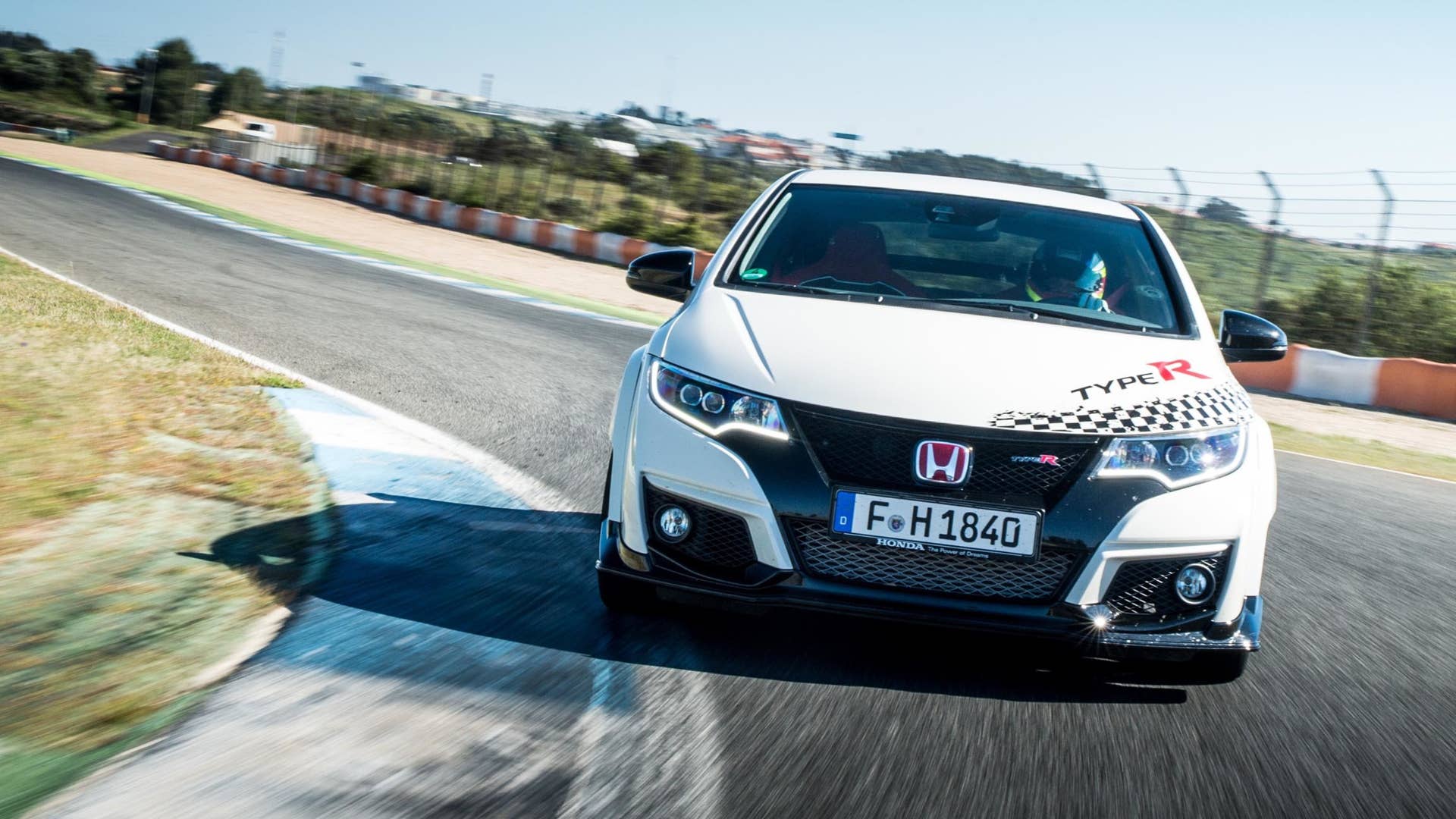 Honda Civic Type R Estoril front