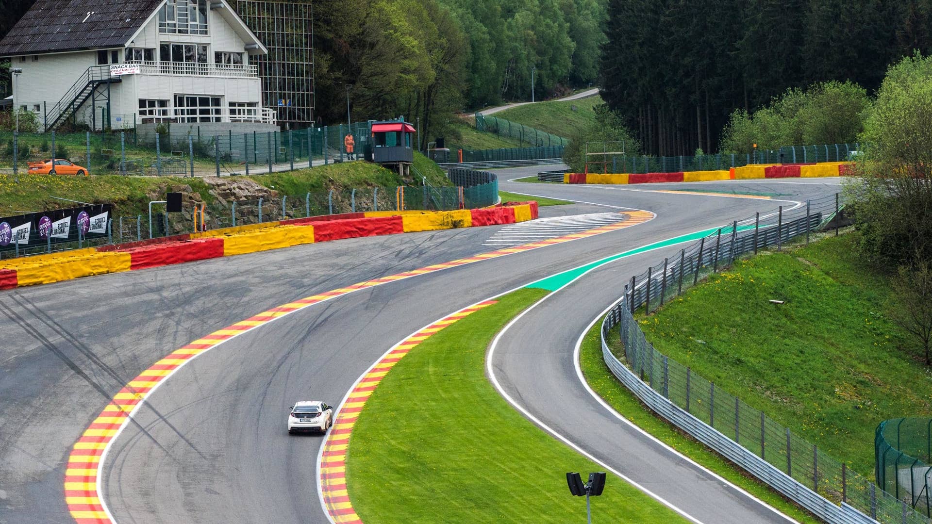 Honda Civic Type R Eau Rouge