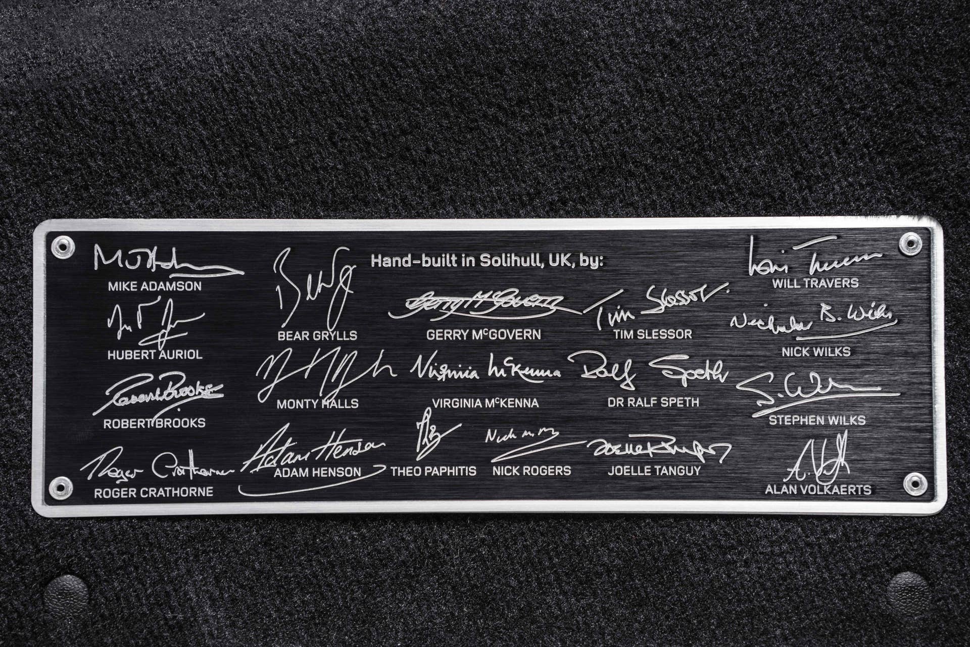 Land Rover Defender 2,000,000 assembly team signatures