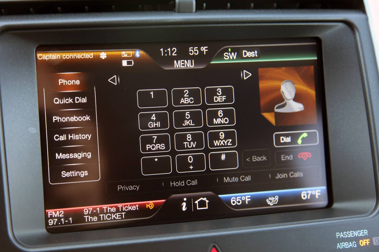 2012 Ford Edge EcoBoost phone display