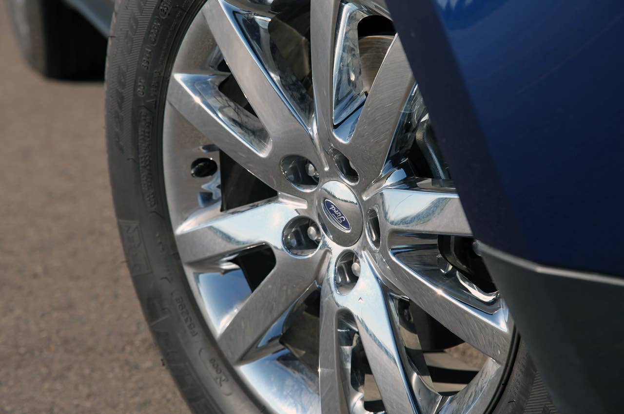 2012 Ford Edge EcoBoost wheel
