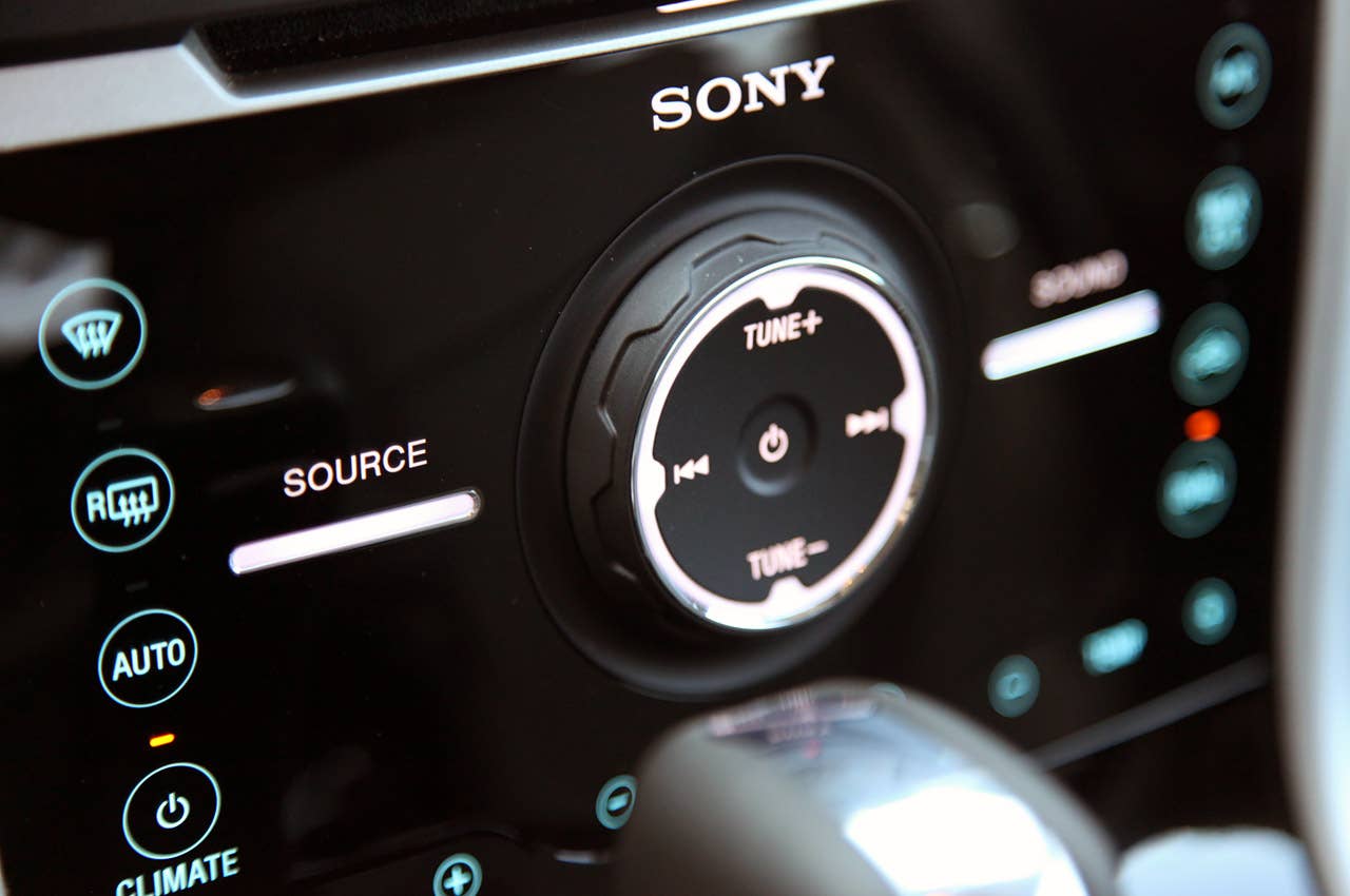 2012 Ford Edge EcoBoost audio system controls