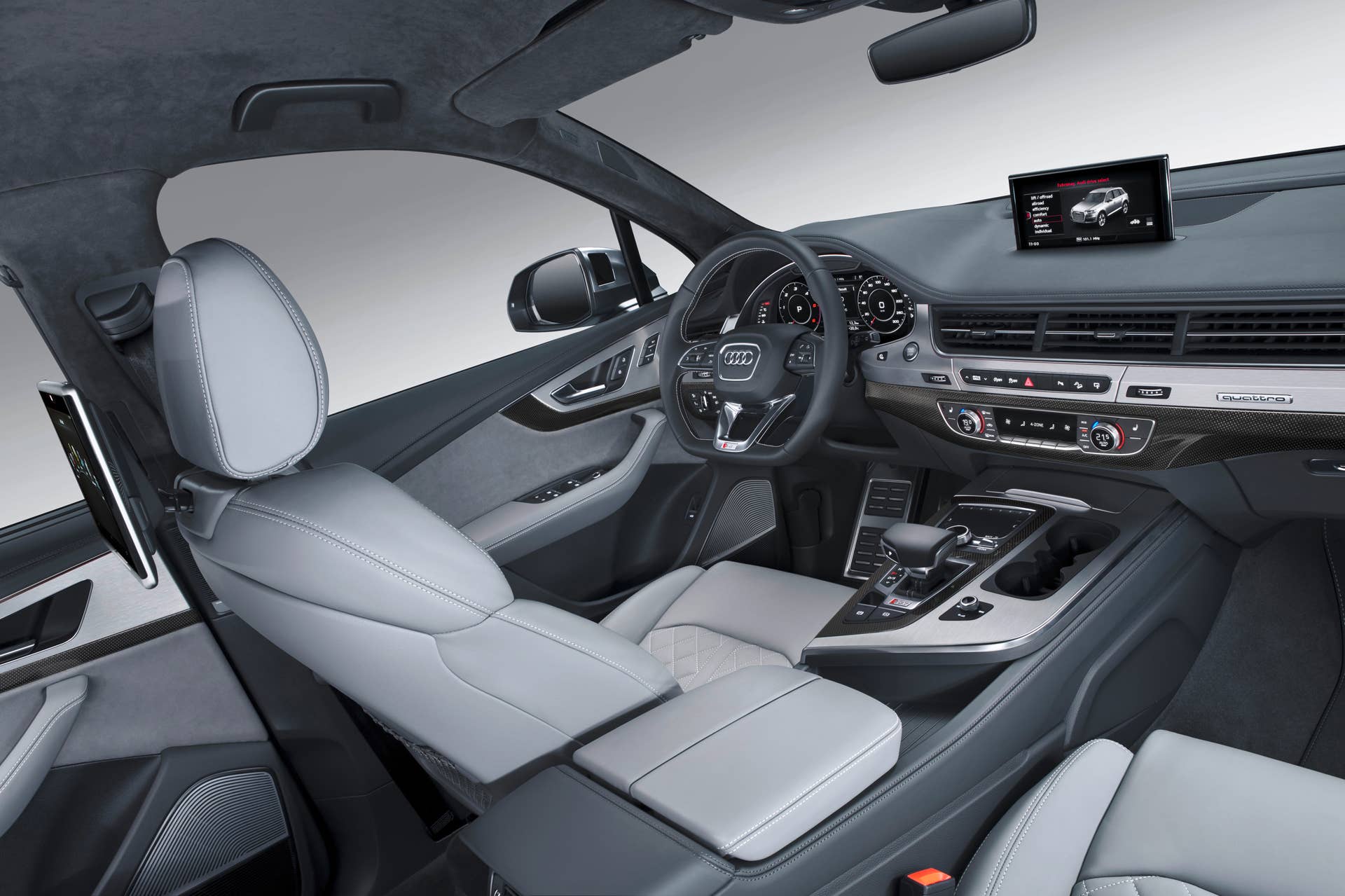 Audi SQ7 TDI interior front seats