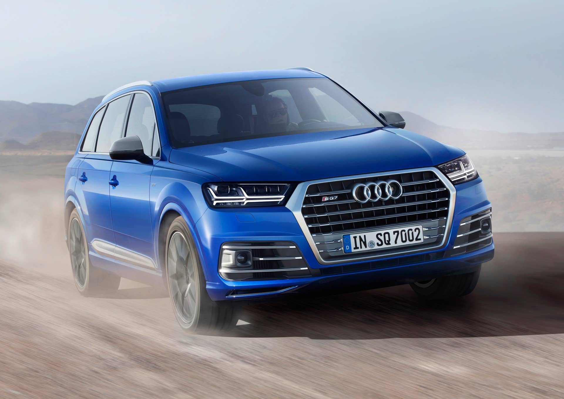 Audi SQ7 TDI off-road front 3/4