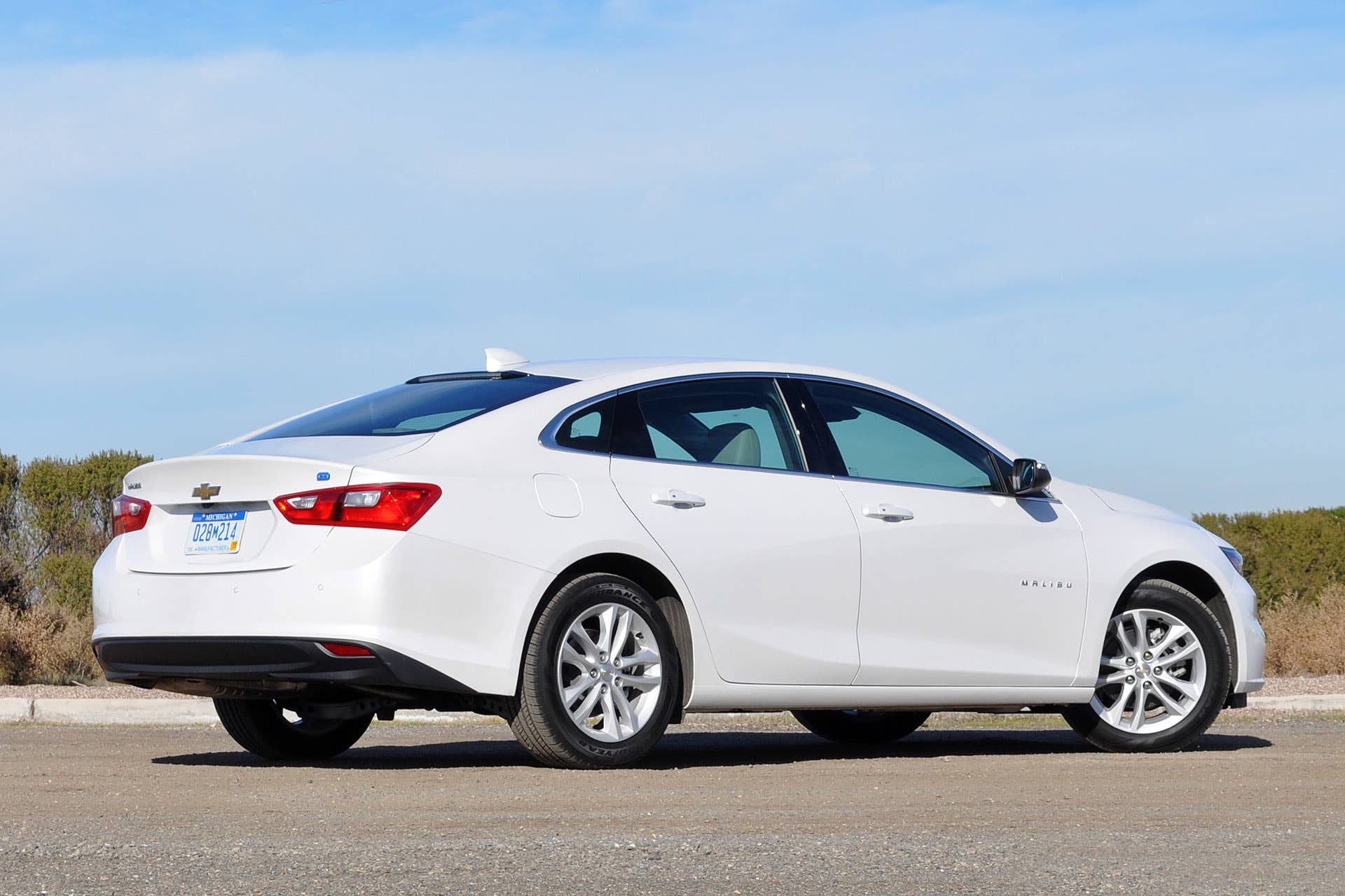 2016 Chevrolet Malibu Hybrid rear 3/4 view