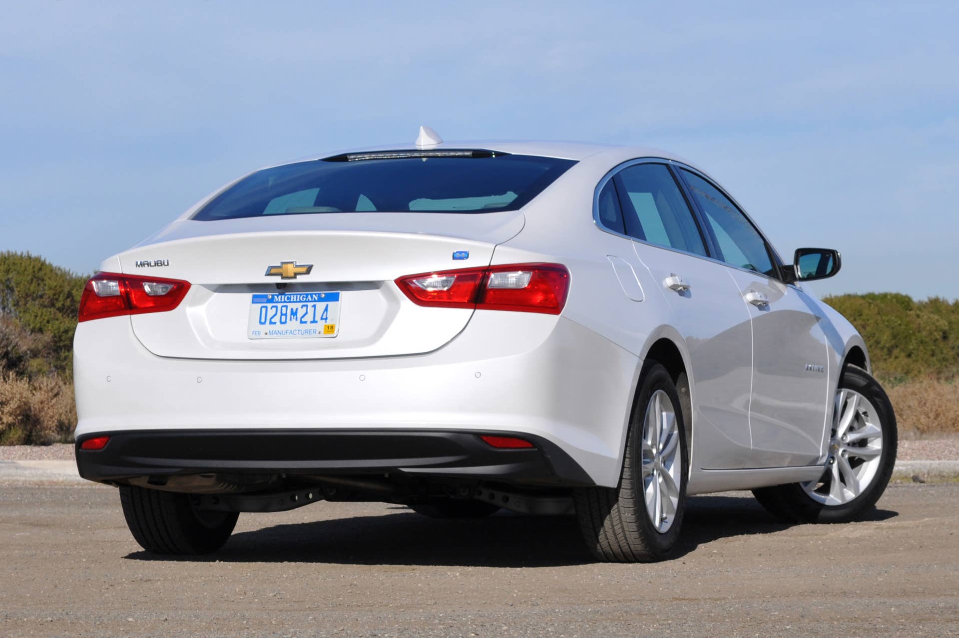 2016 Chevrolet Malibu Hybrid rear 3/4 view