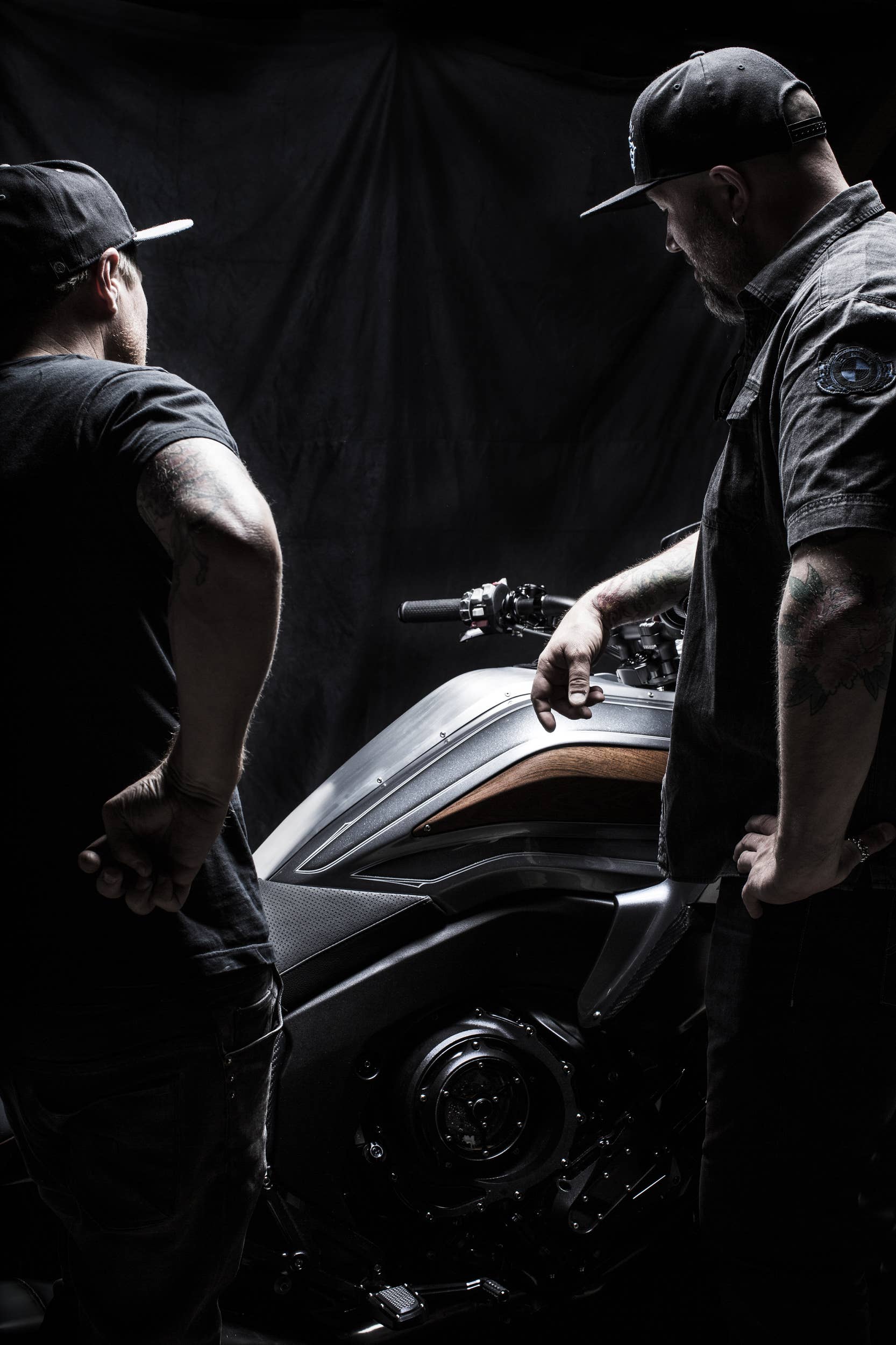 BMW Motorrad Concept 101 craftsmen