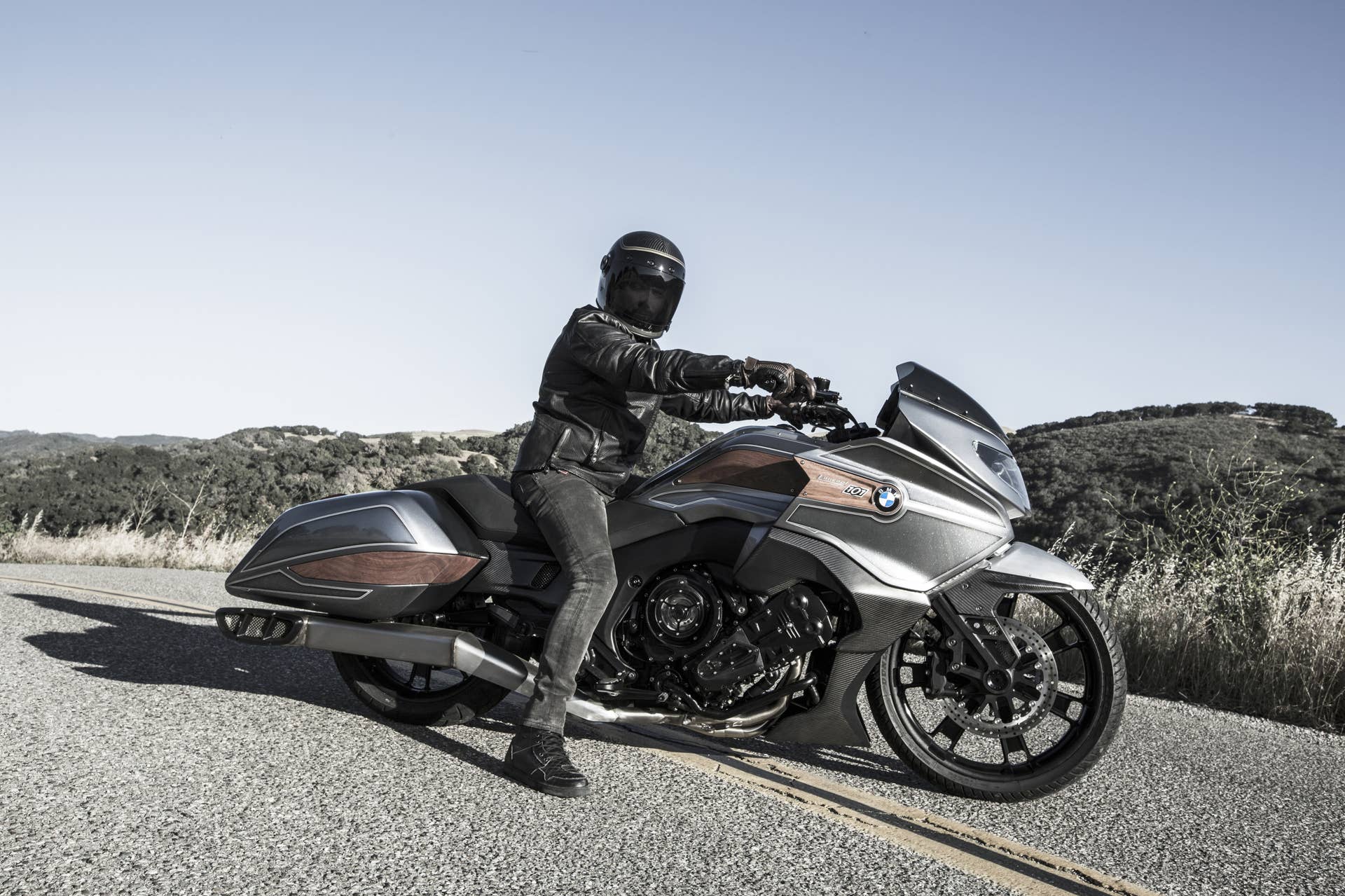 BMW Motorrad Concept 101 side