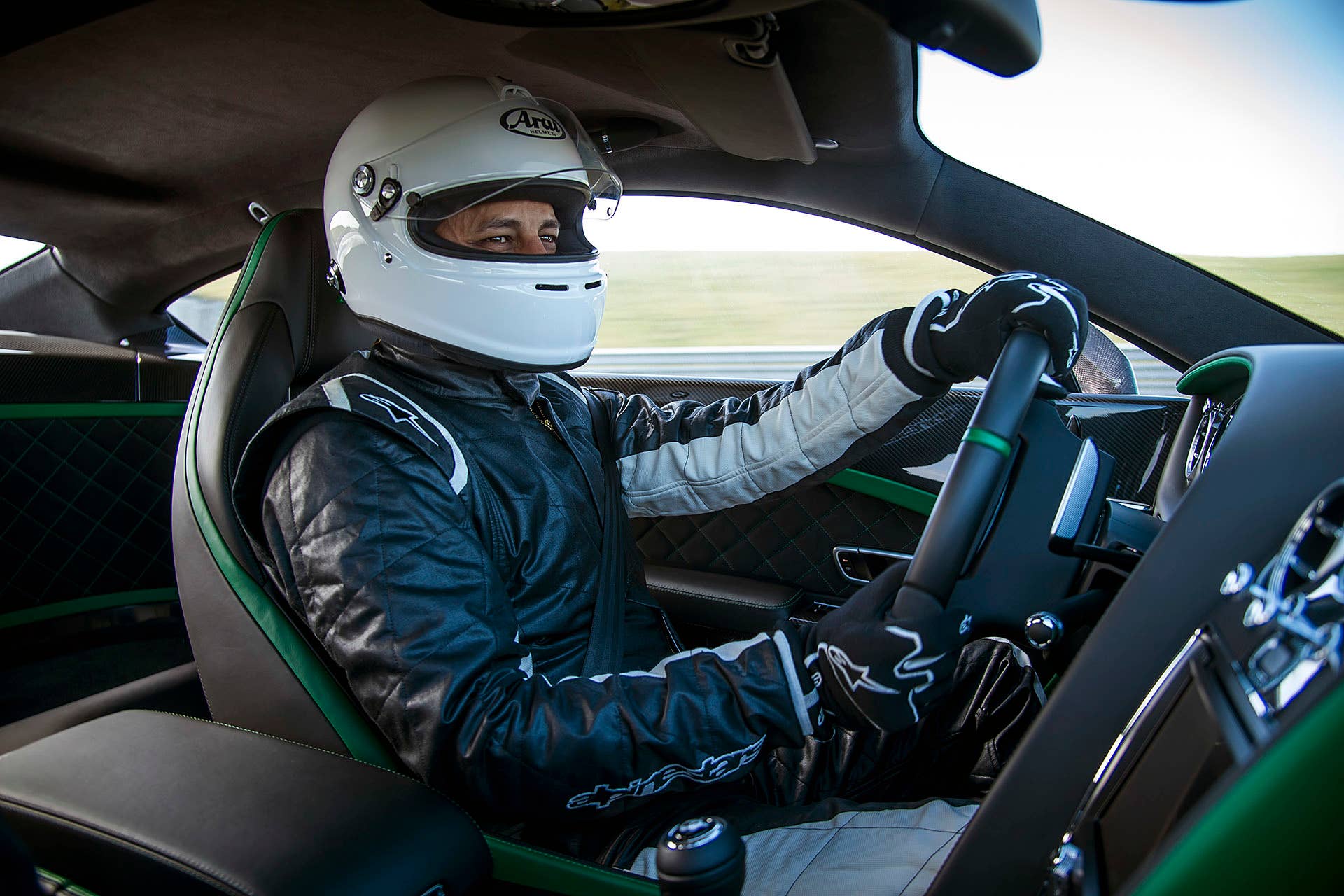 2015 Bentley Continental GT3-R interior