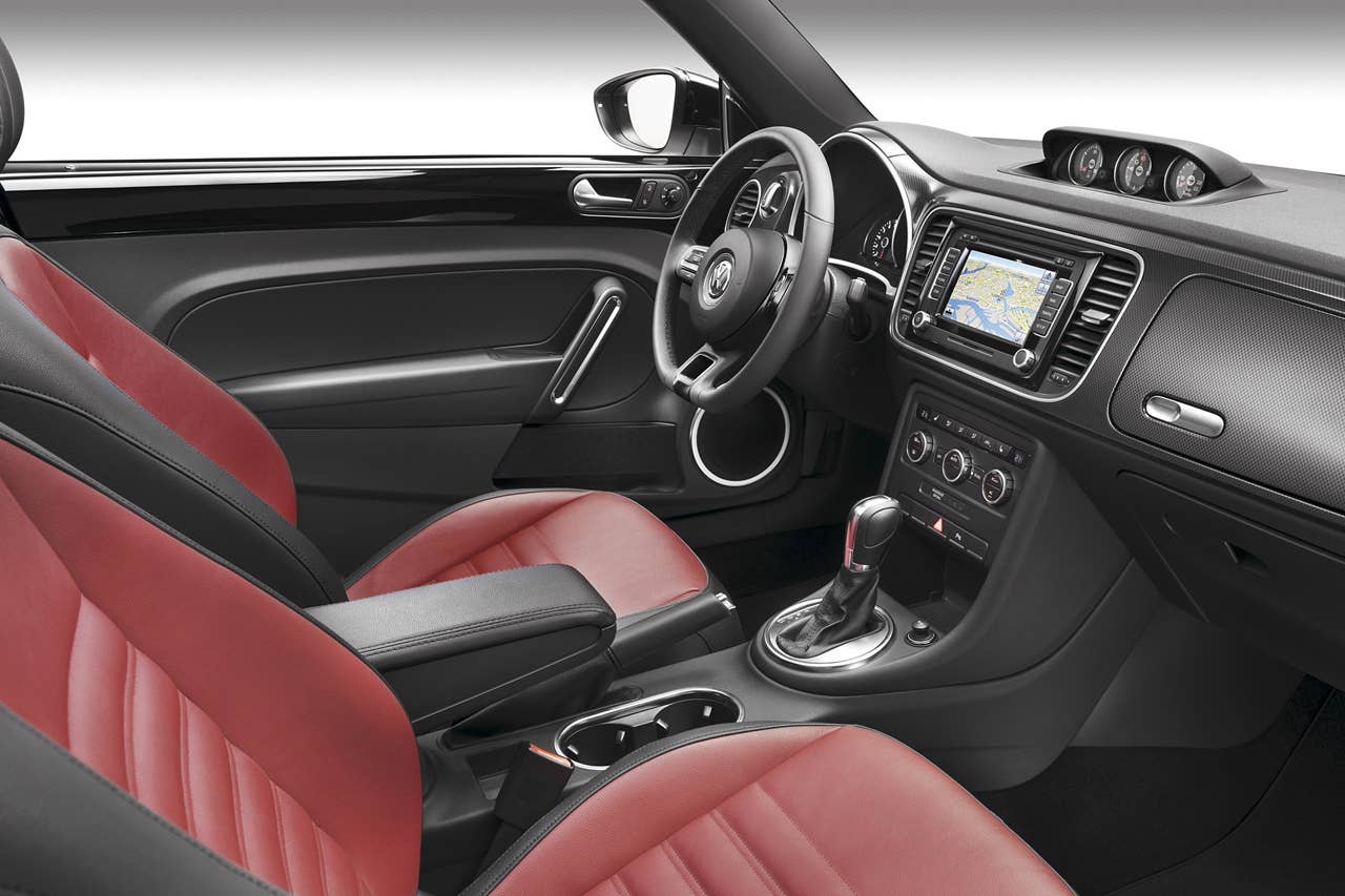 2012 Volkswagen Beetle interior