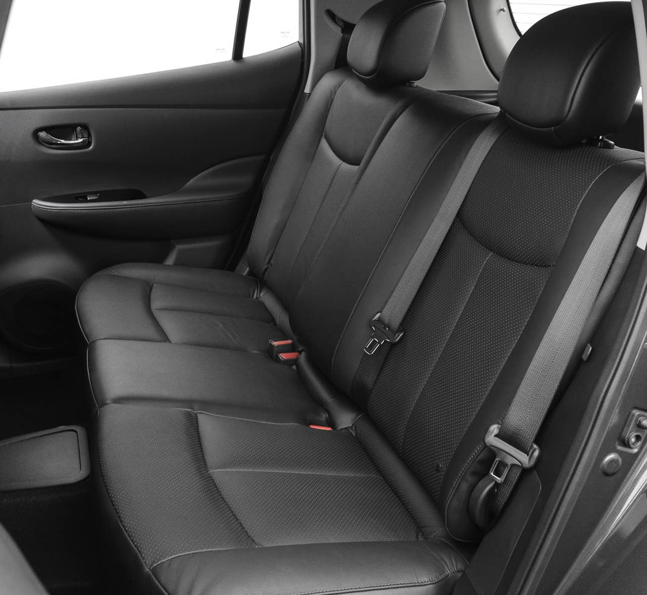 2013 Nissan Leaf rear seats