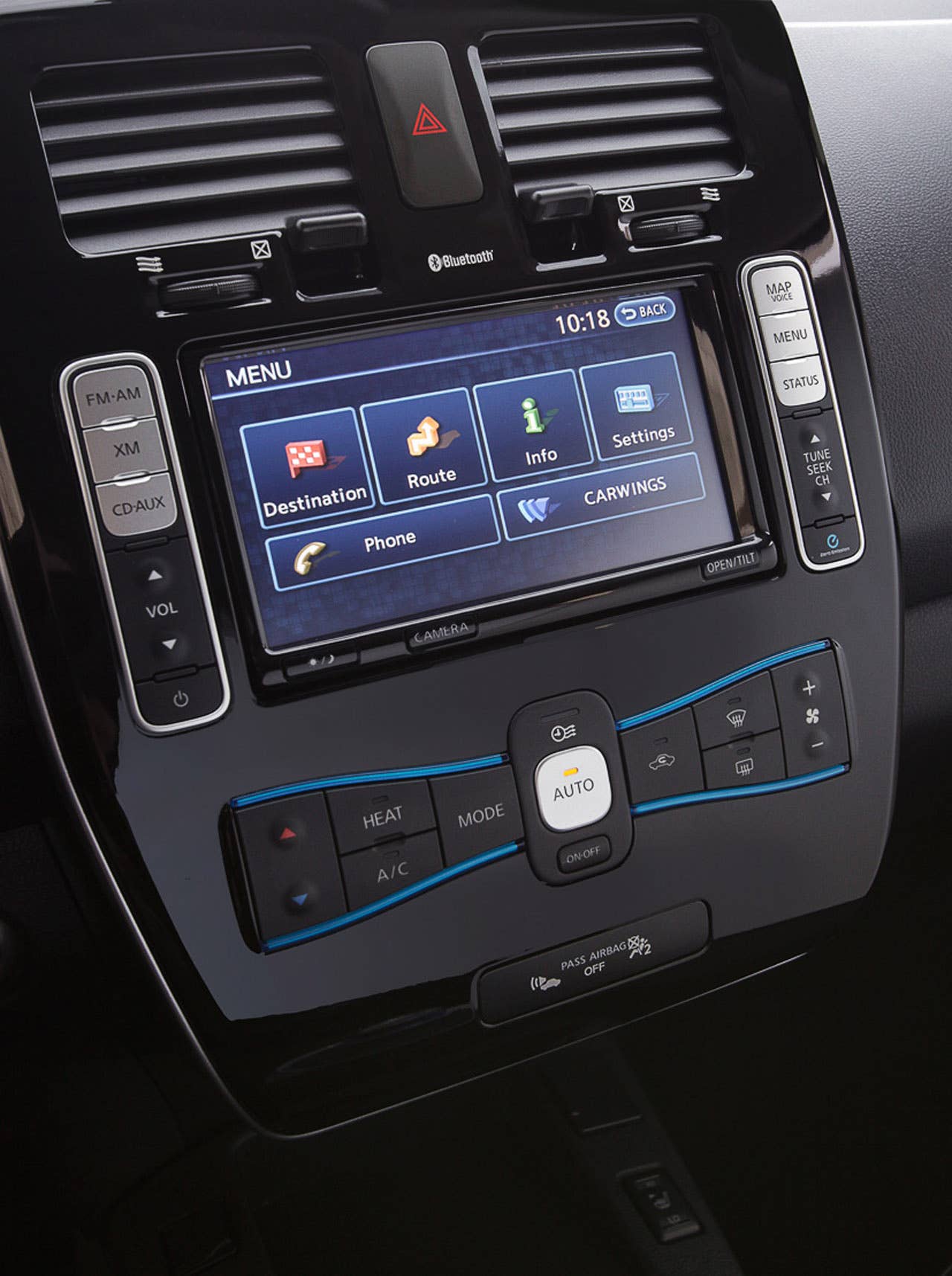2013 Nissan Leaf dash