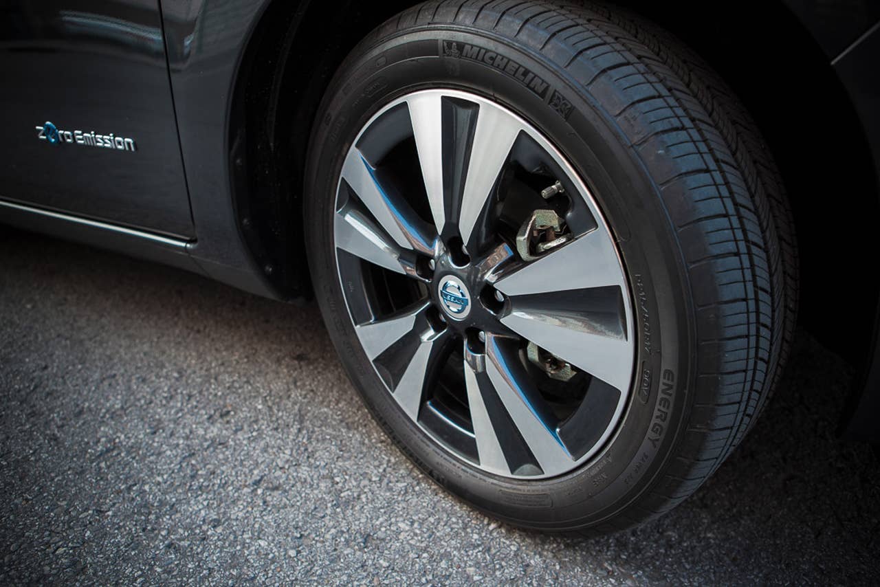 2013 Nissan Leaf wheel