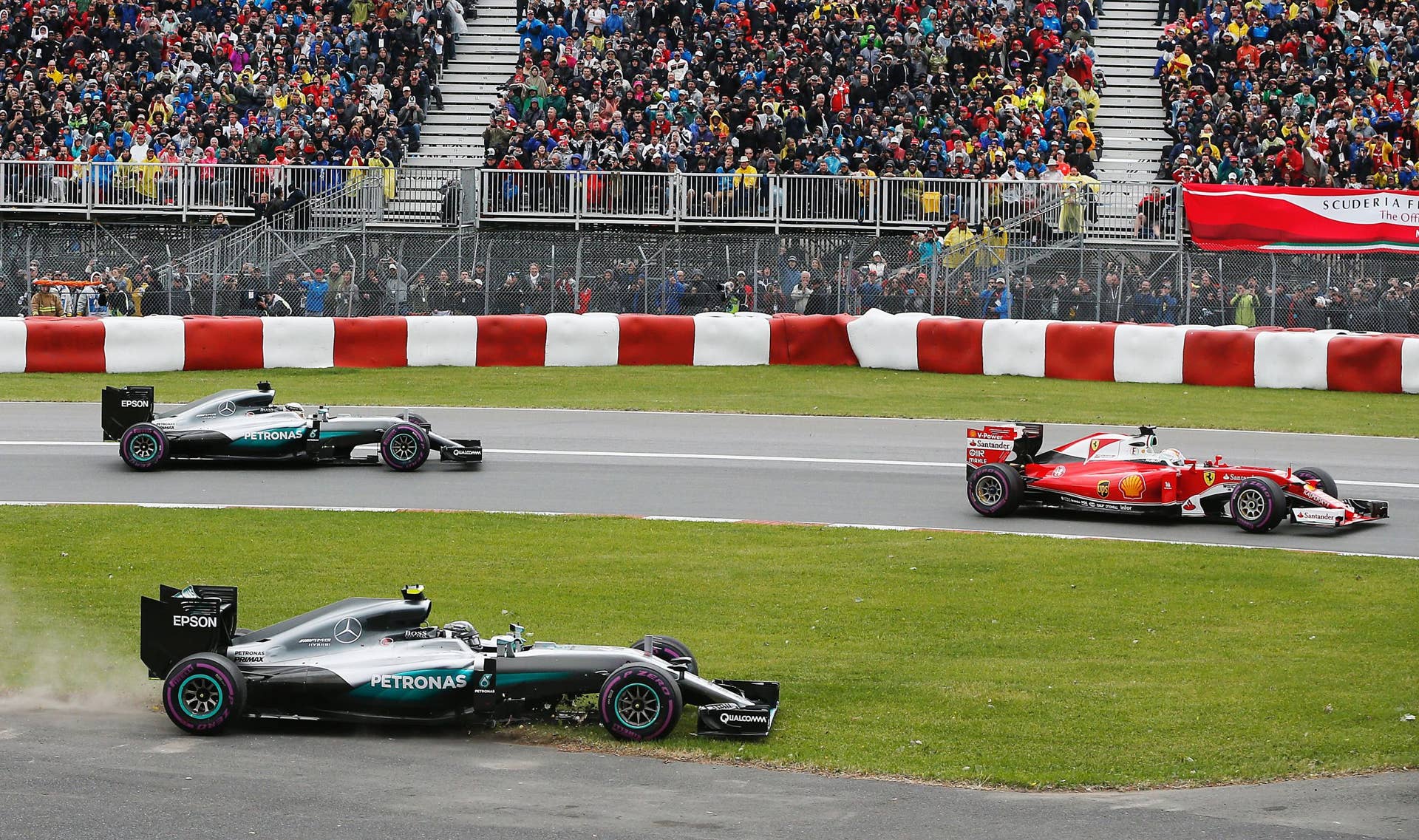 AUTO-PRIX-F1-CAN-RACE