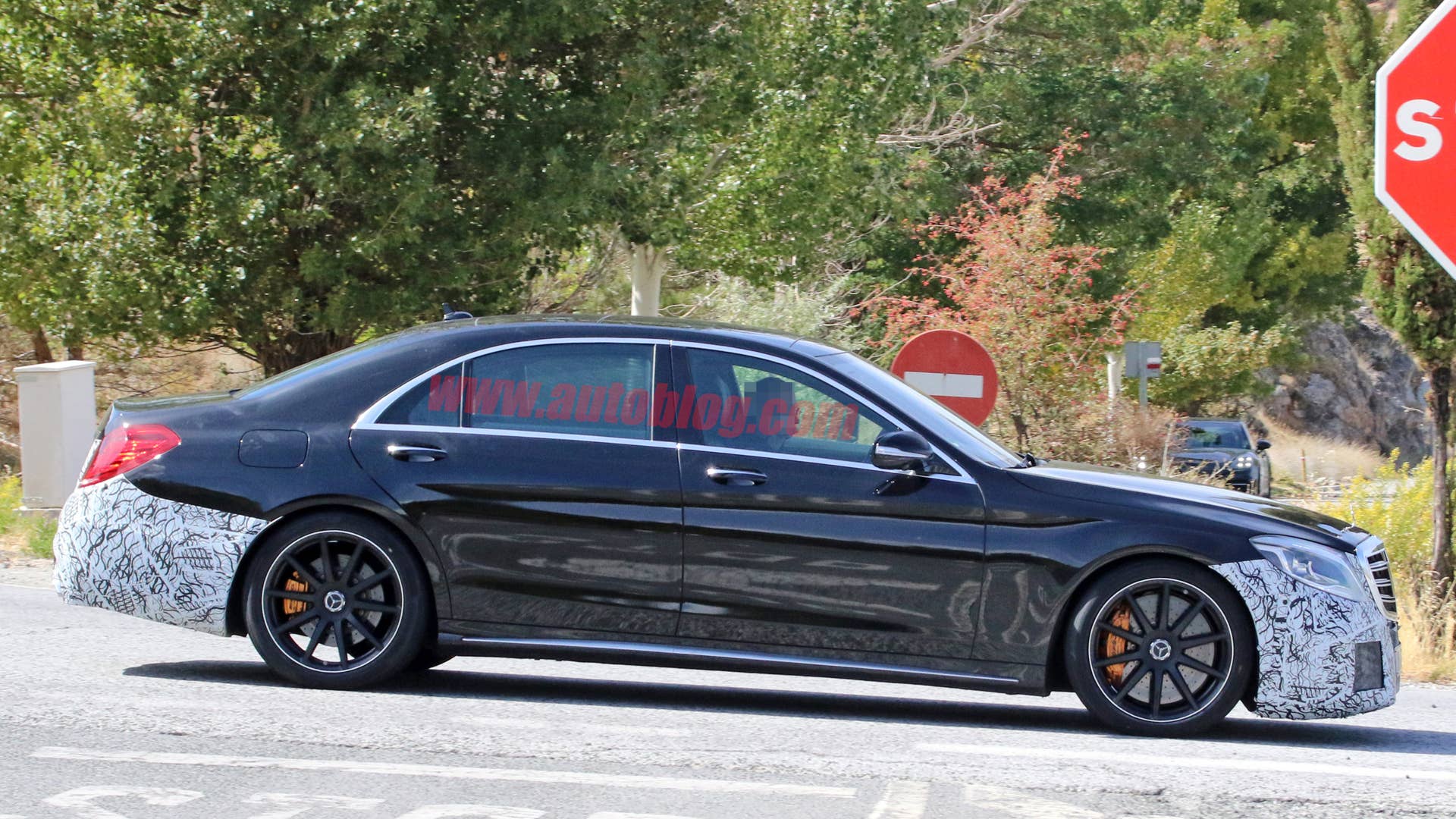 2018 Mercedes-AMG S63 Sedan Spy Shots Side Exterior