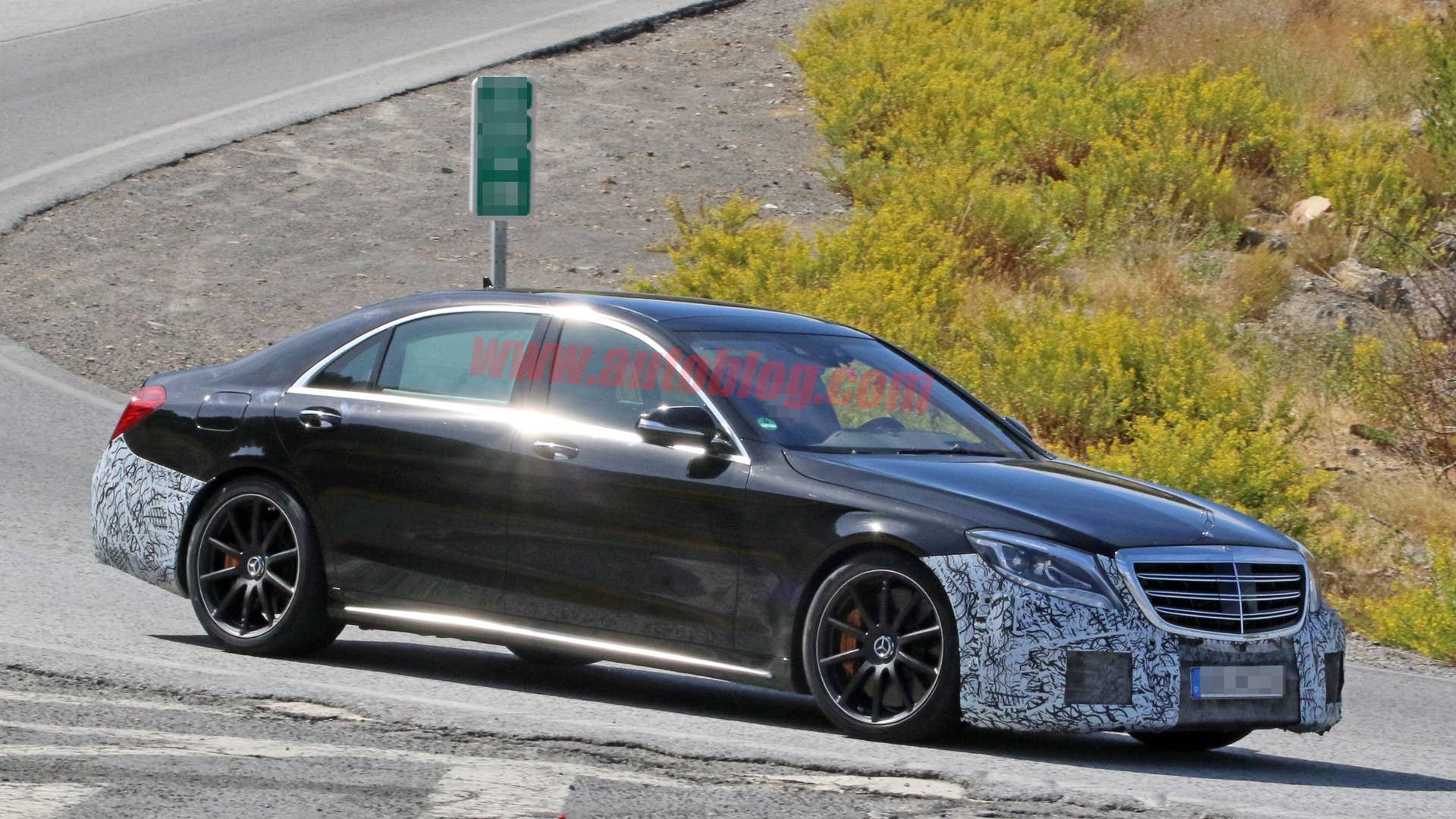 2018 Mercedes-AMG S63 Sedan Spy Shots Three Quarter Front End Exterior