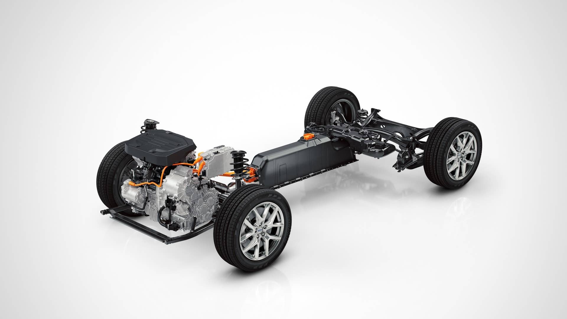 volvo cam three quarters