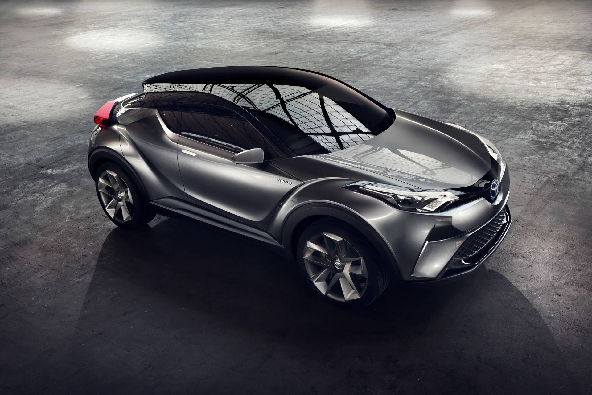 toyota c-hr top three quarters
