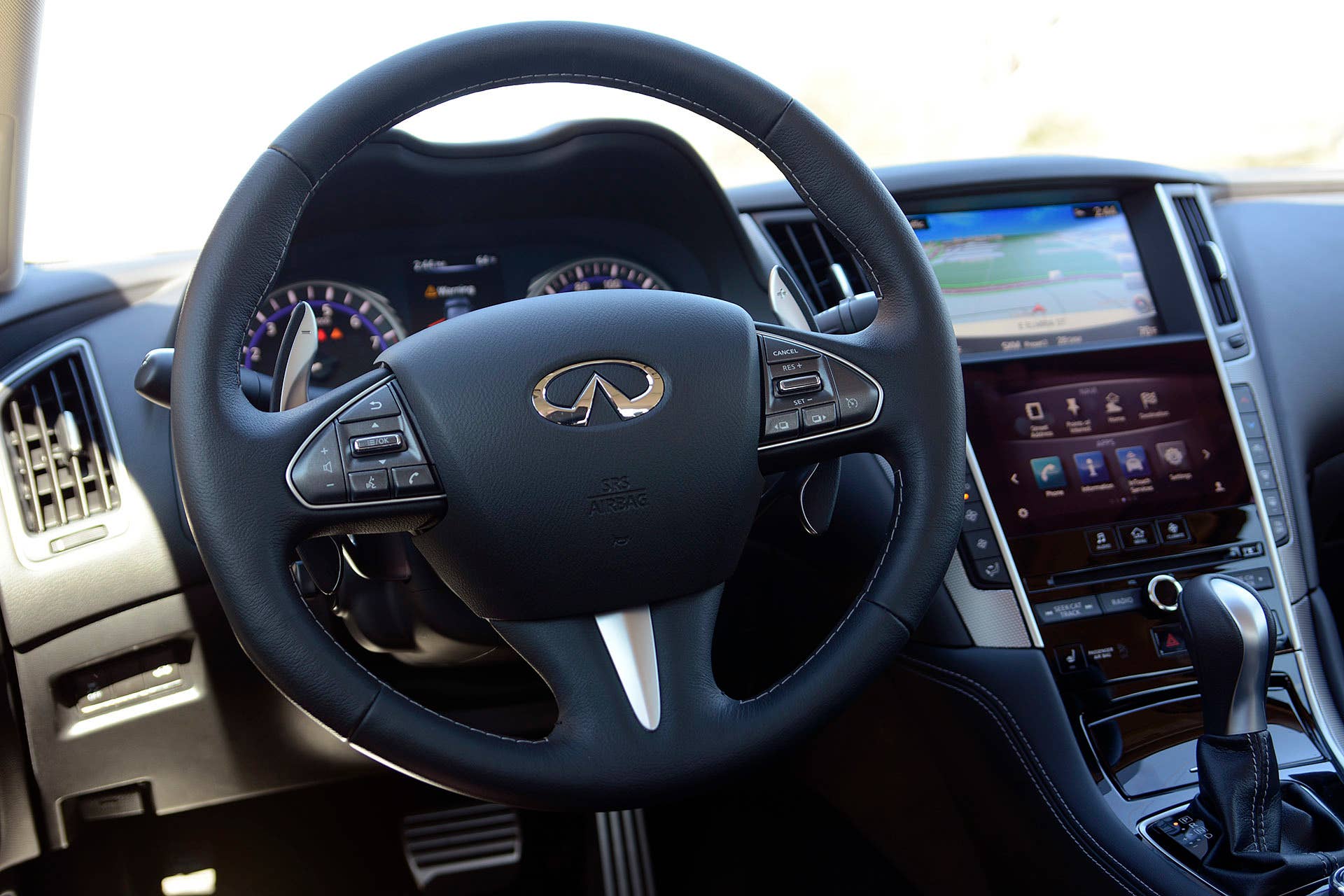 2016 Infiniti Q50 Red Sport 400 interior