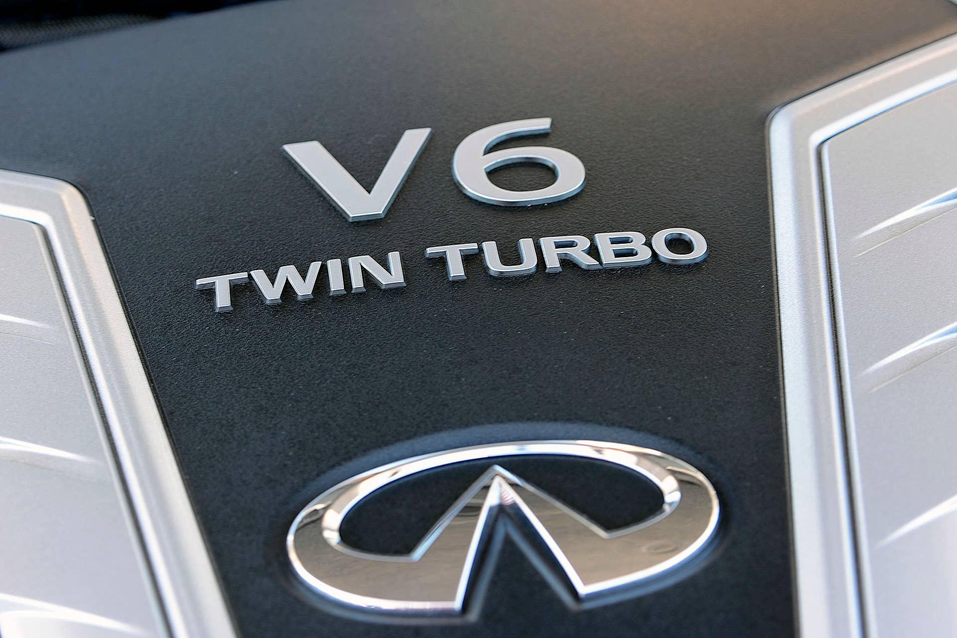 2016 Infiniti Q50 Red Sport 400 engine detail